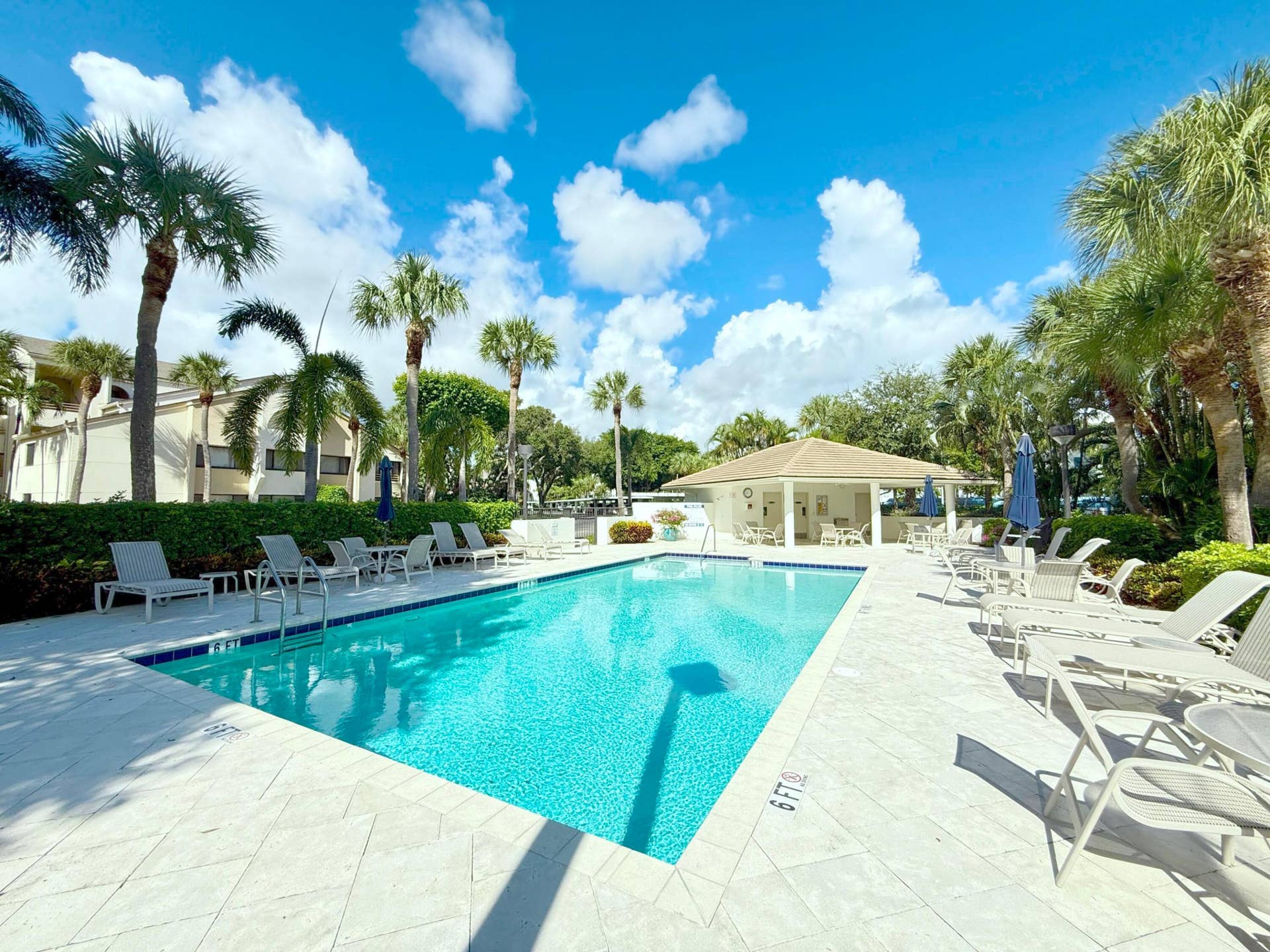 811 Oak Harbour Drive, Juno Beach, FL 33408 Pool #2