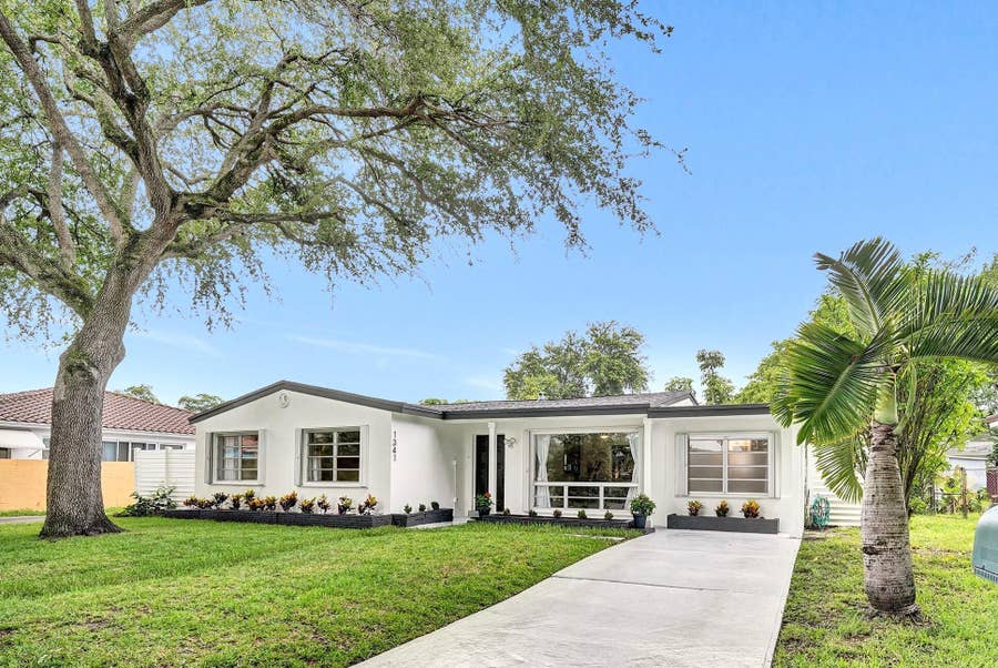 Property photo for 1341 N 30th Road, Hollywood, FL