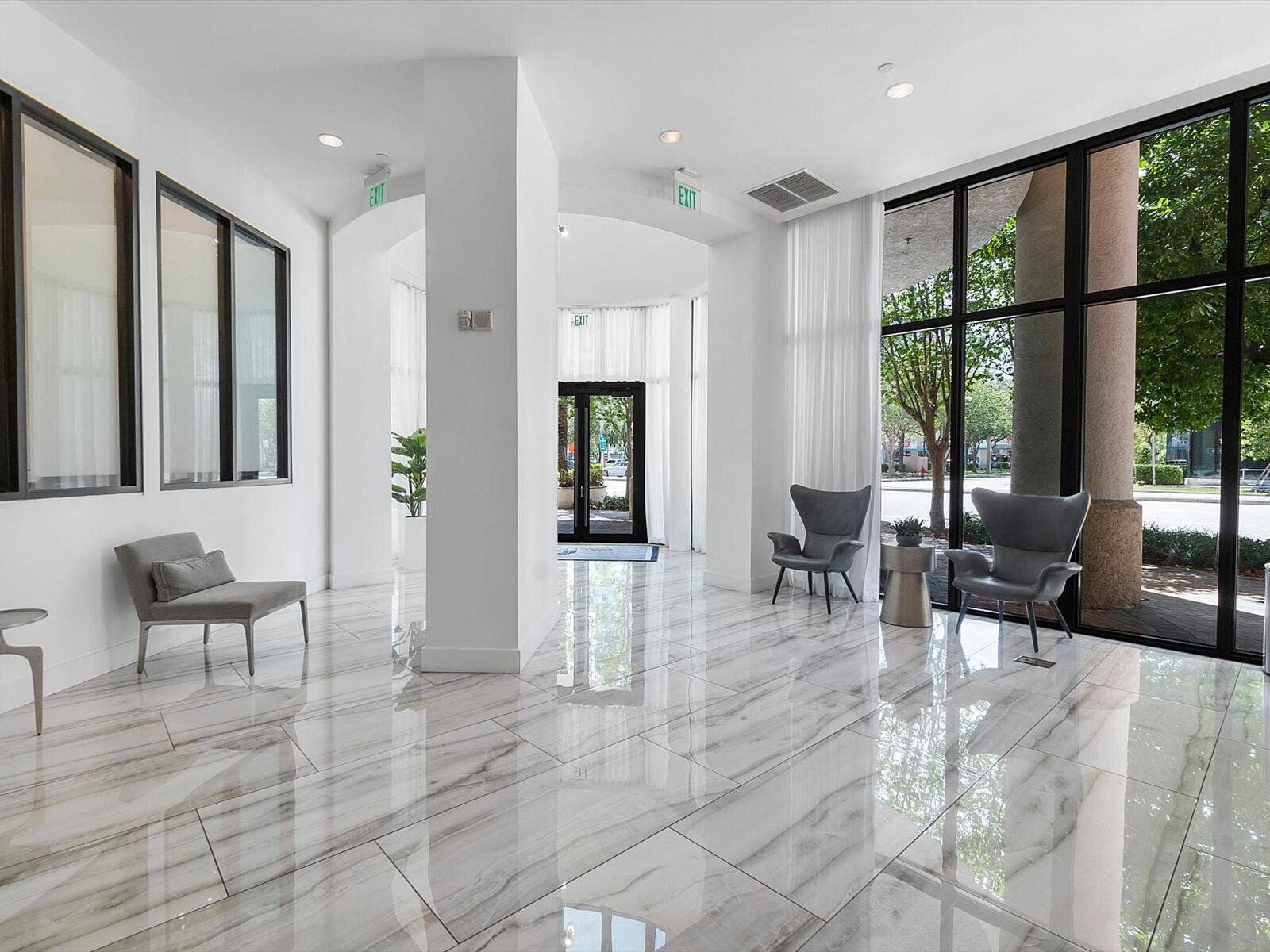 100 N Federal Highway, #736, Fort Lauderdale, Fort Lauderdale, FL 33301 72-Lobby