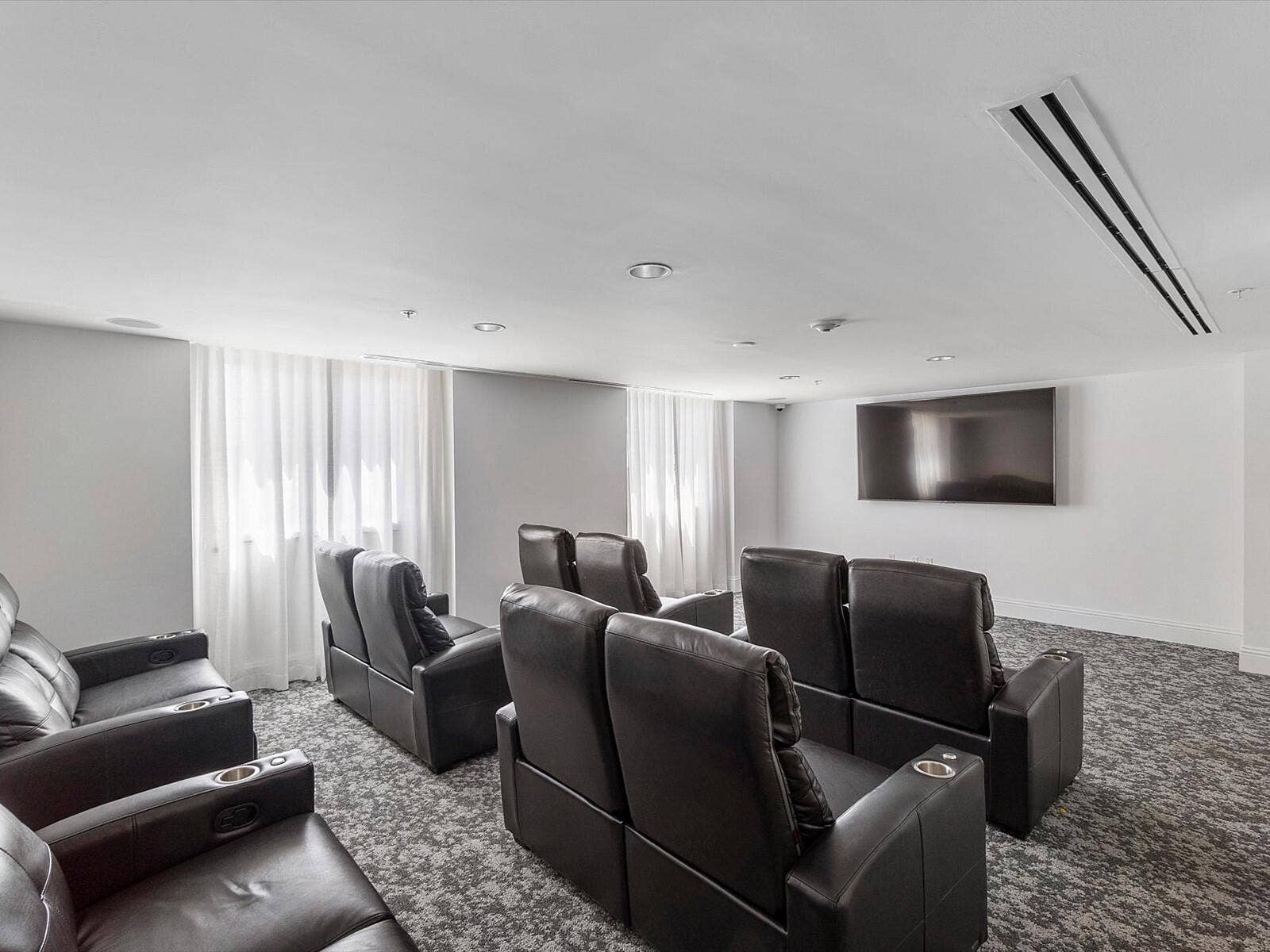 100 N Federal Highway, #736, Fort Lauderdale, Fort Lauderdale, FL 33301 45-Theatre