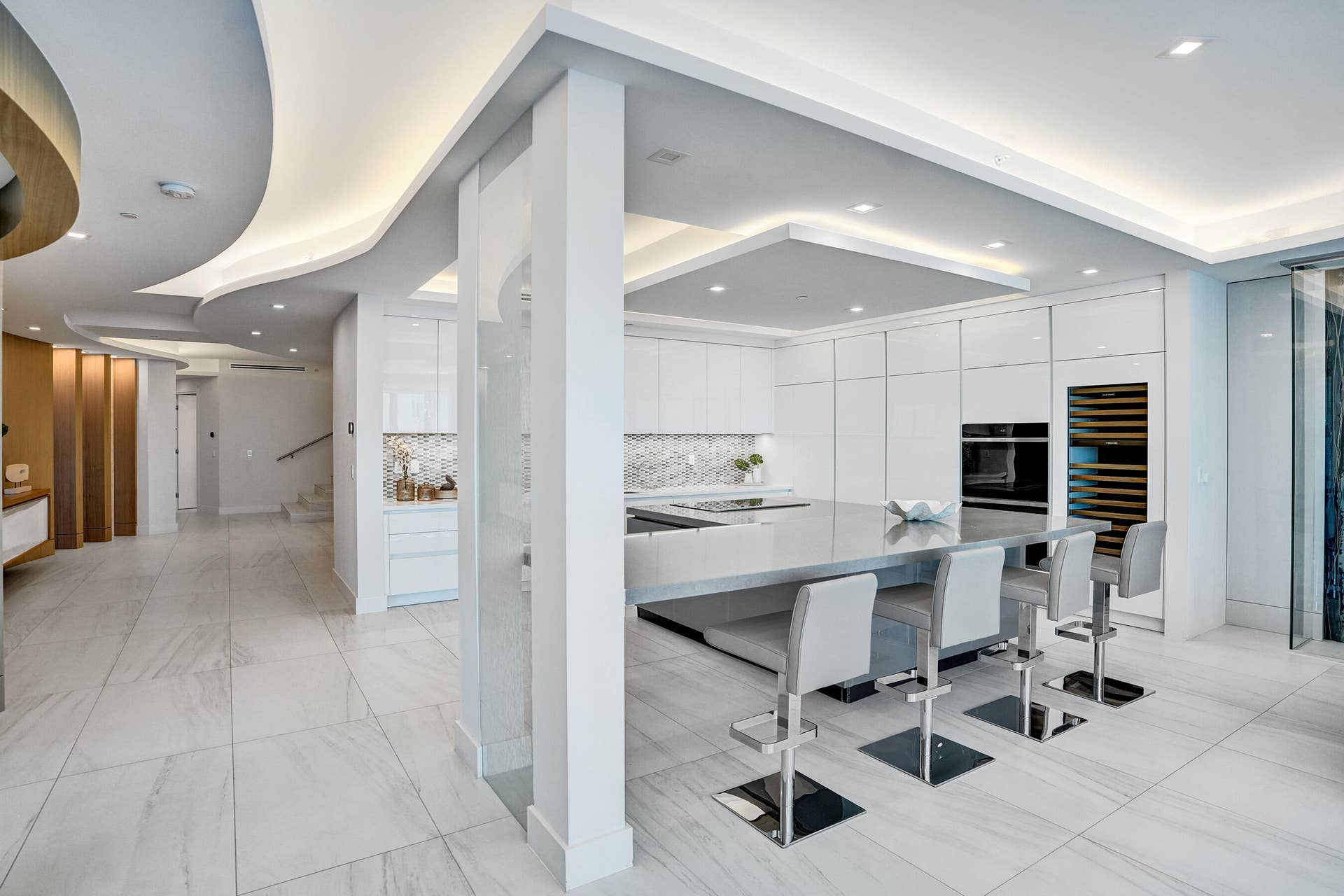701 N Fort Lauderdale Beach Boulevard, #A1, Fort Lauderdale, FL 33304 DSC04328