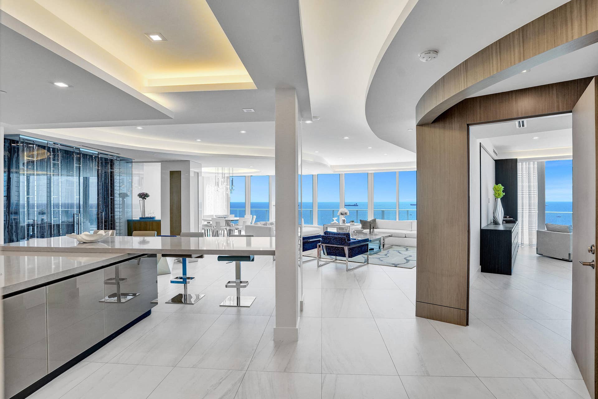 701 N Fort Lauderdale Beach Boulevard, #A1, Fort Lauderdale, FL 33304 DSC04304