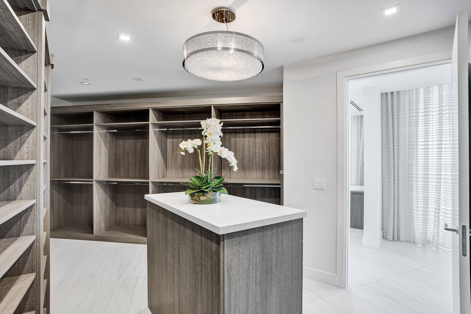 701 N Fort Lauderdale Beach Boulevard, #A1, Fort Lauderdale, FL 33304 DSC04397