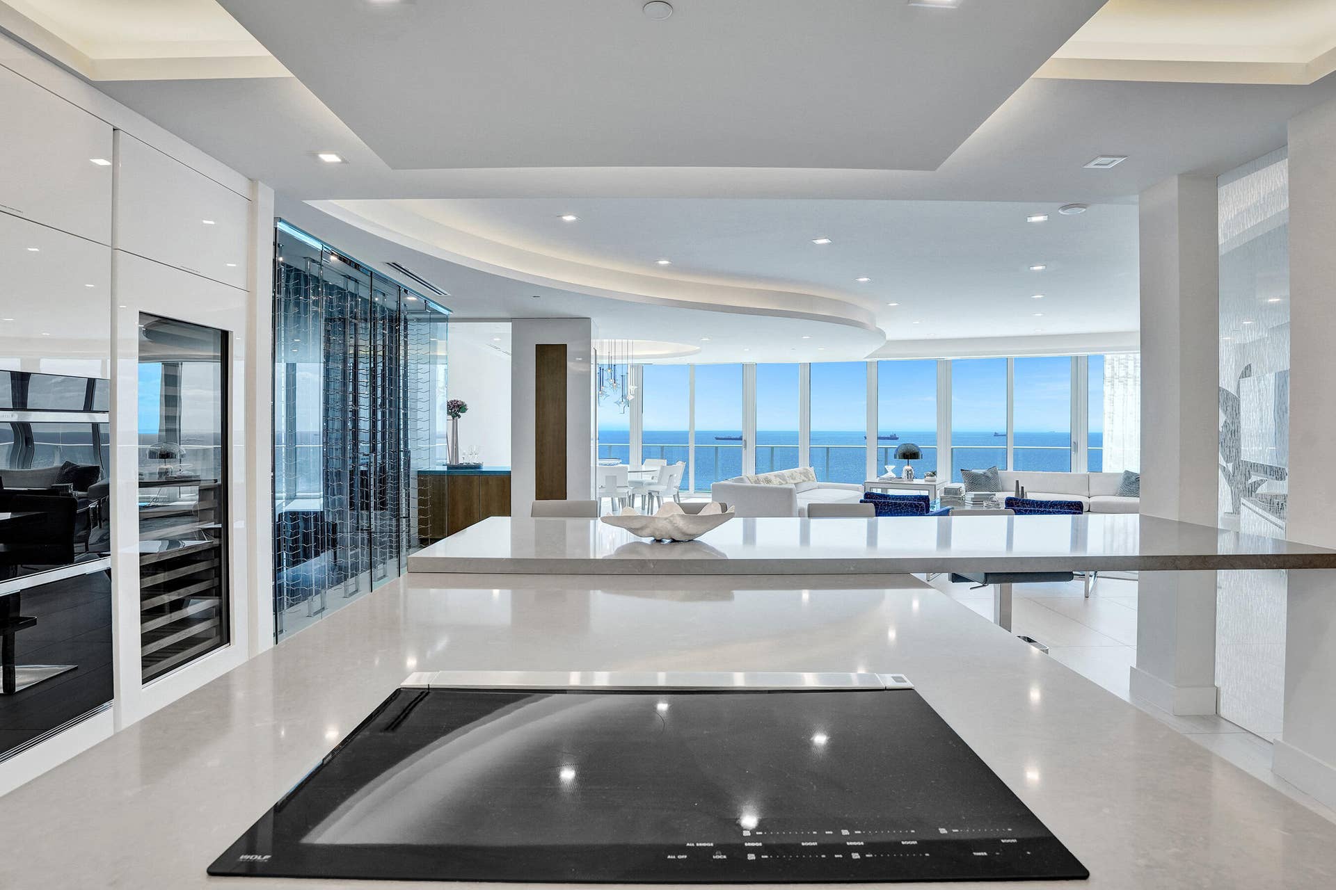 701 N Fort Lauderdale Beach Boulevard, #A1, Fort Lauderdale, FL 33304 DSC04313