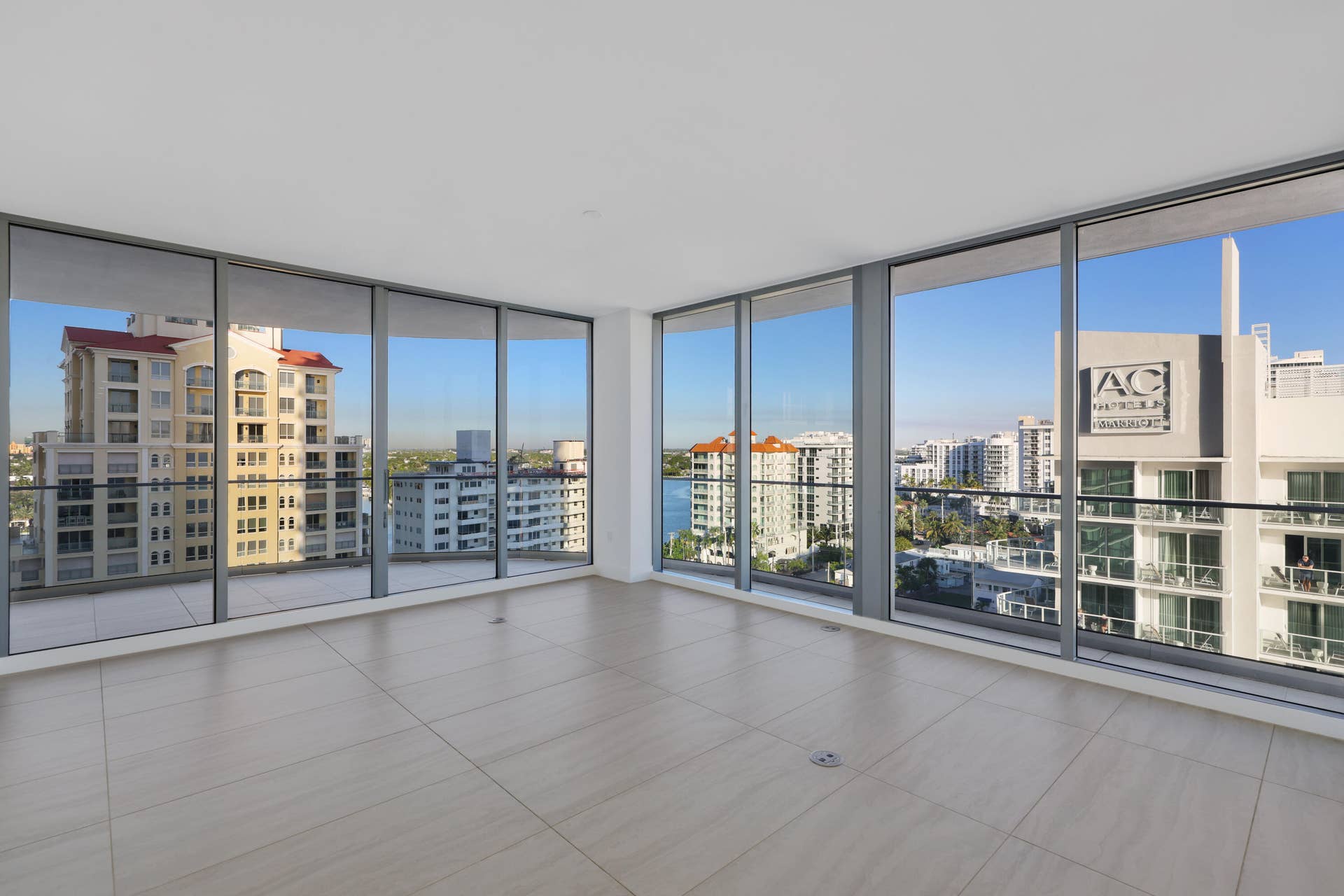 151 N Seabreeze Boulevard, #903, Fort Lauderdale, FL 33304 Large Open Living Space