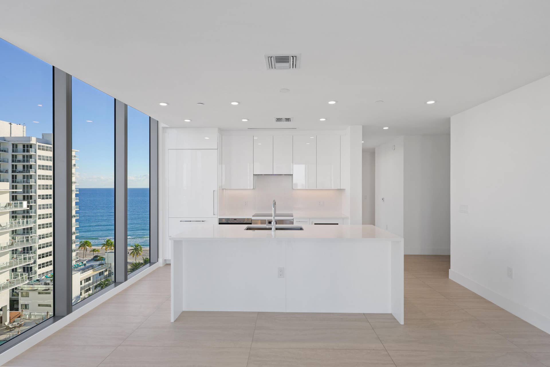 151 N Seabreeze Boulevard, #903, Fort Lauderdale, FL 33304 Kitchen with Ocean View