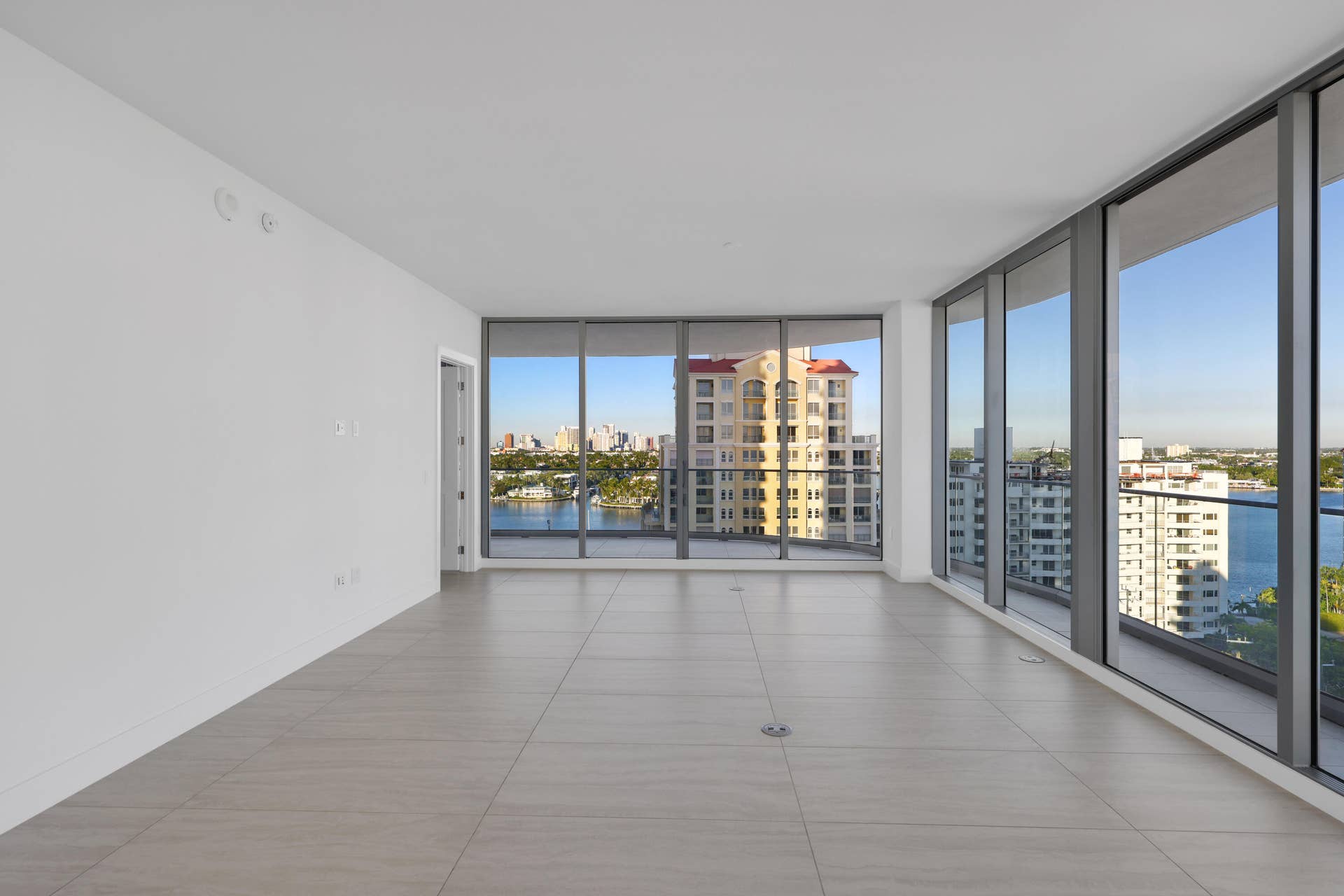 151 N Seabreeze Boulevard, #903, Fort Lauderdale, FL 33304 City and Water Views