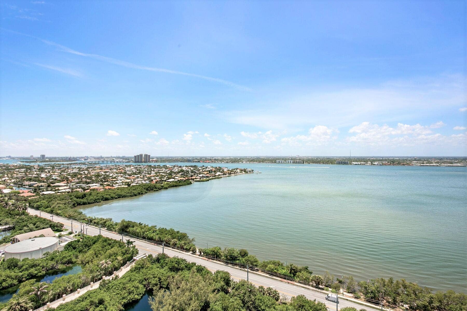 5070 N Ocean Drive, #23c, Riviera Beach, Singer Island, FL 33404 Southern View 2_web.jpg tom