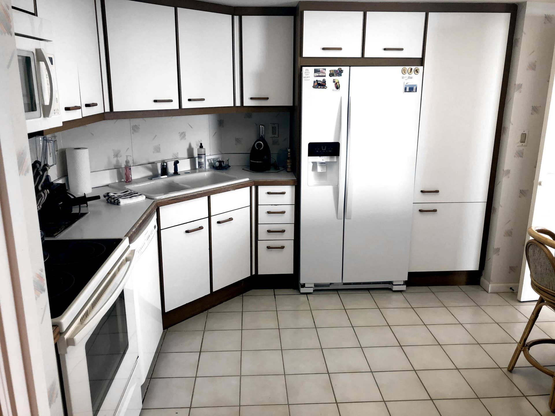 5070 N Ocean Drive, #23c, Riviera Beach, Singer Island, FL 33404 kitchen