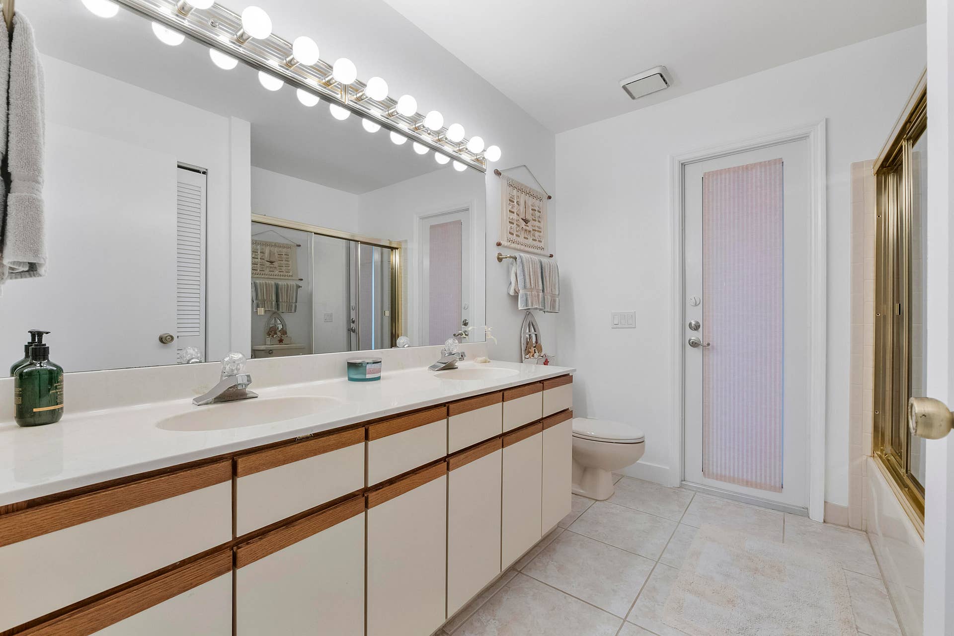 11240 SW 1st Street, Coral Springs, FL 33071 11240 SW 1st St_055