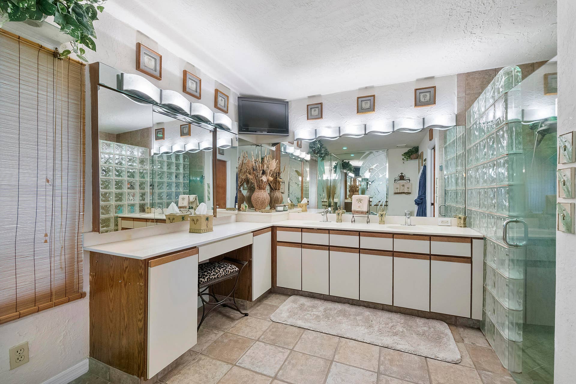 11240 SW 1st Street, Coral Springs, FL 33071 11240 SW 1st St_048