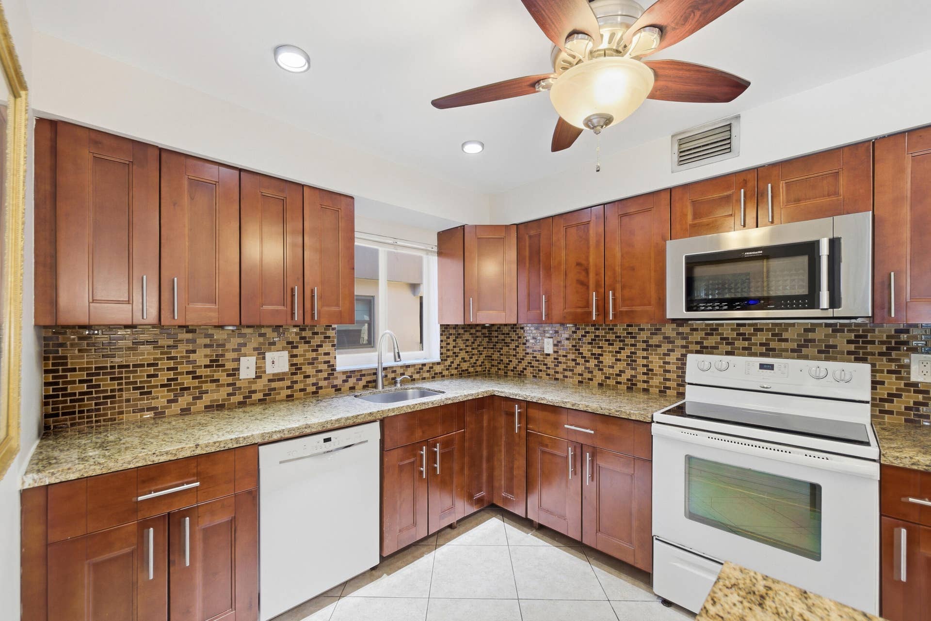 129 Piedmont C, Delray Beach, FL 33484 13_dsc_8883