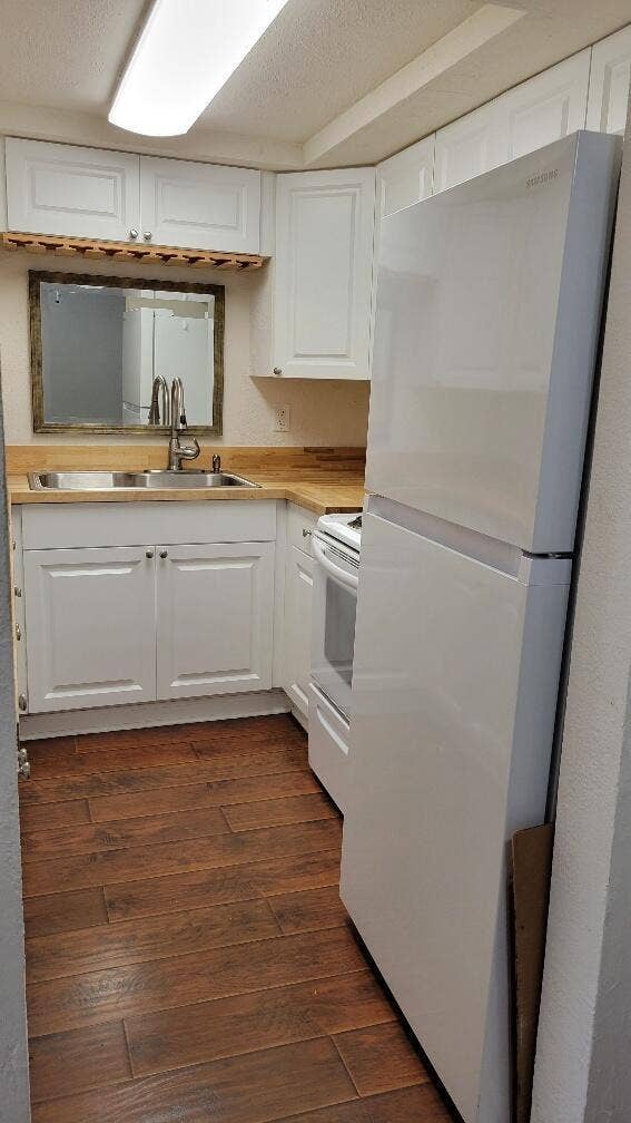 kitchen a