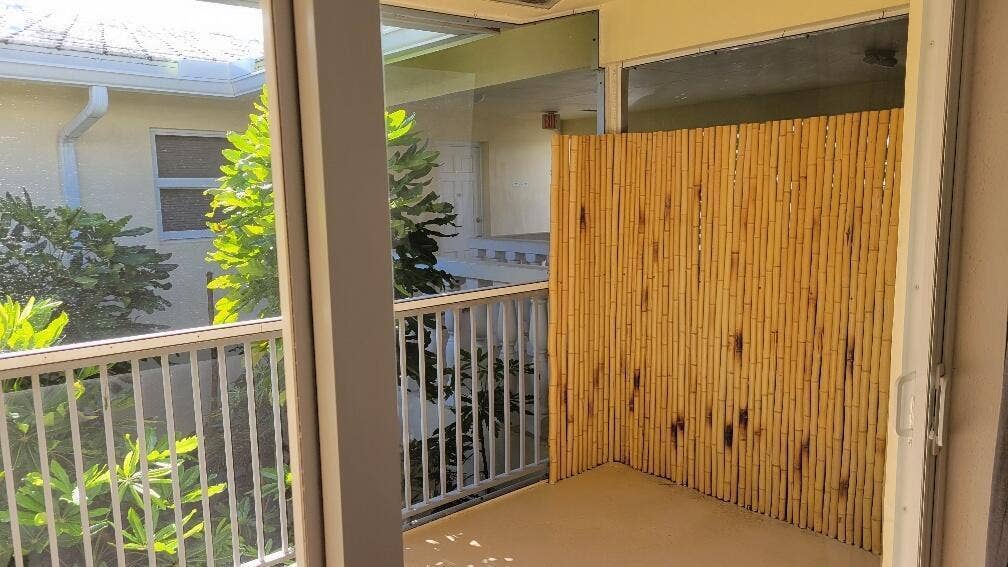 Screened porch b