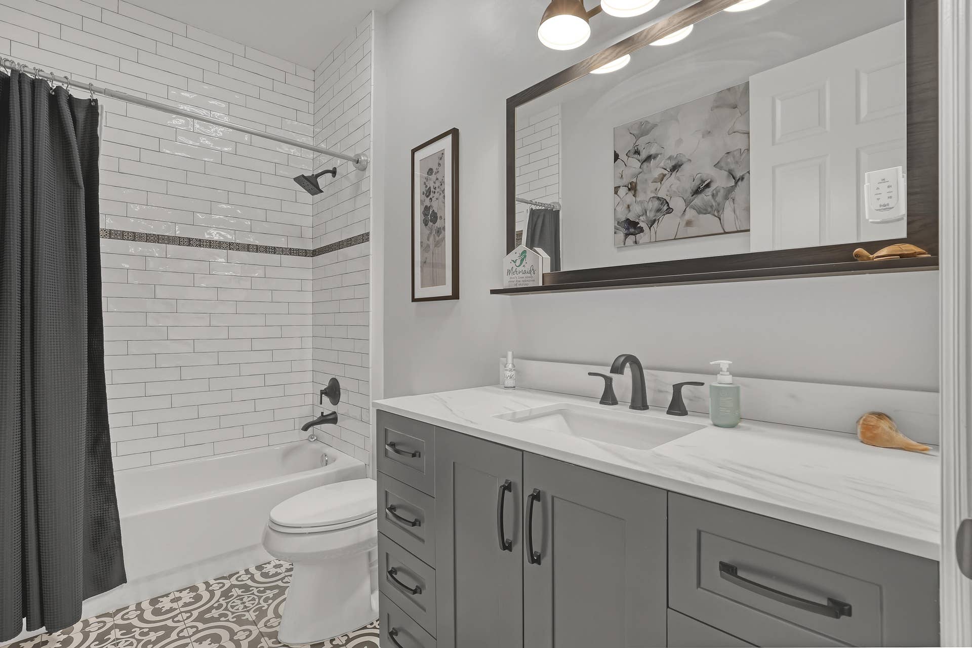 1436 Stonehaven Estates Drive, West Palm Beach, FL 33411 Guest bath
