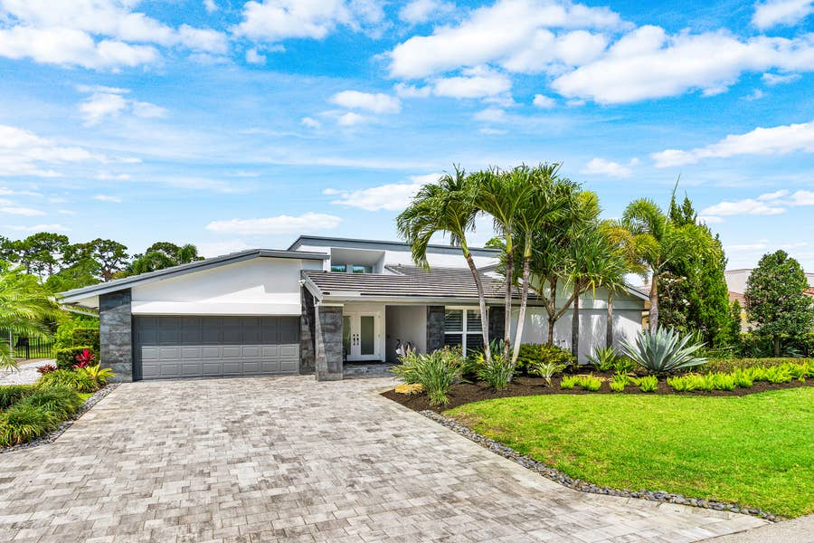 Property photo for 632 Lakewoode Circle W, Delray Beach, FL