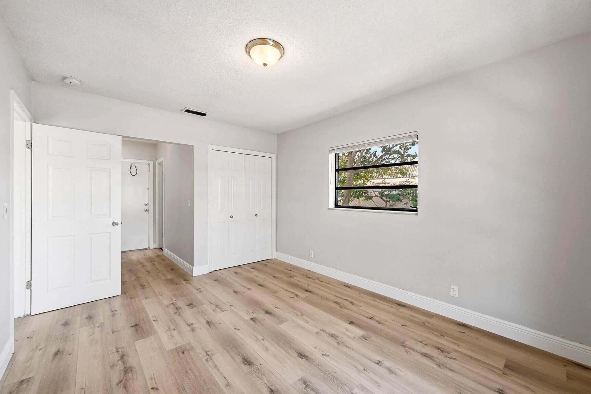 8-10 NE 9th Avenue, Deerfield Beach, FL 33441 18_tstl_0001 (30)
