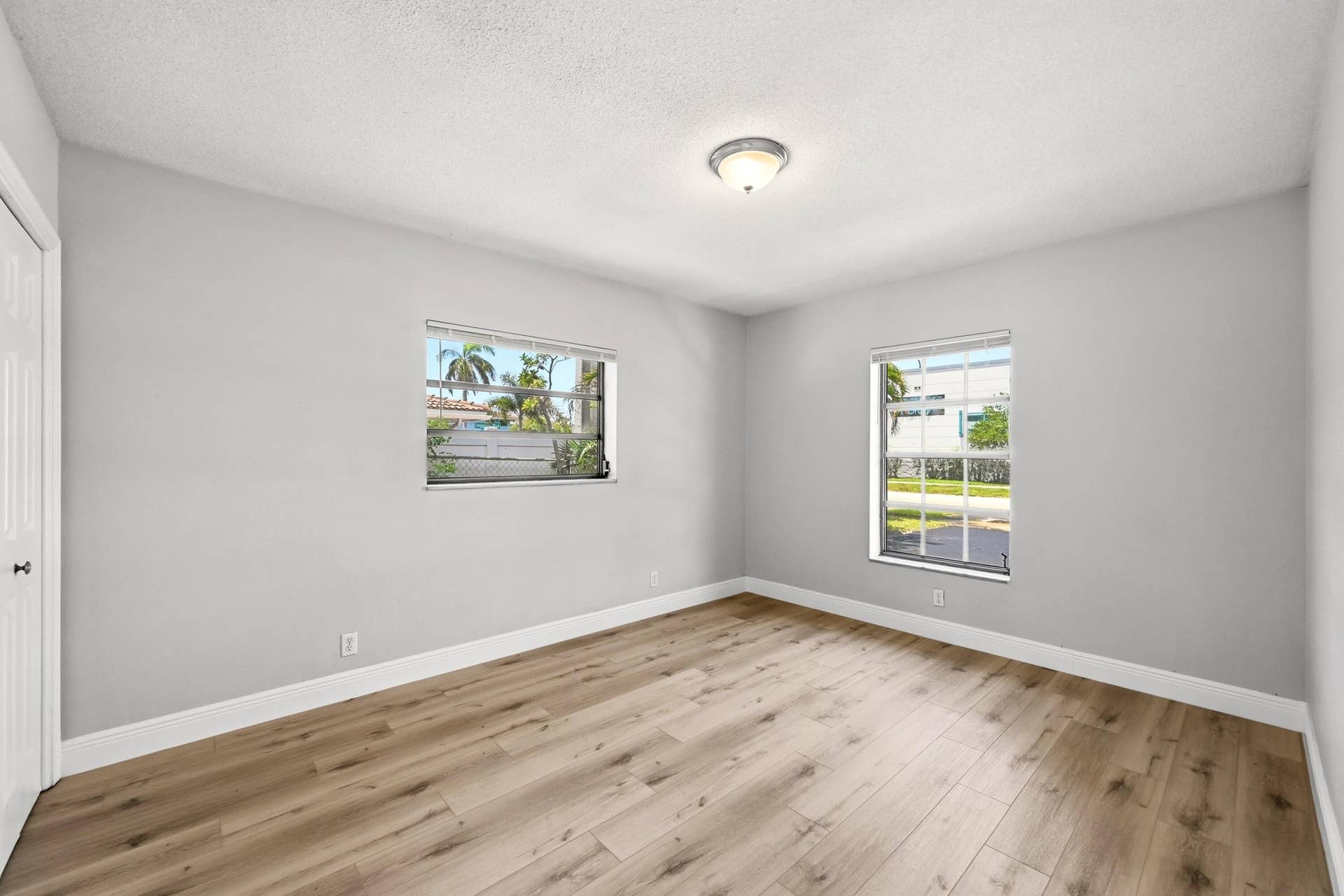 8-10 NE 9th Avenue, Deerfield Beach, FL 33441 15_tstl_0001 (15)