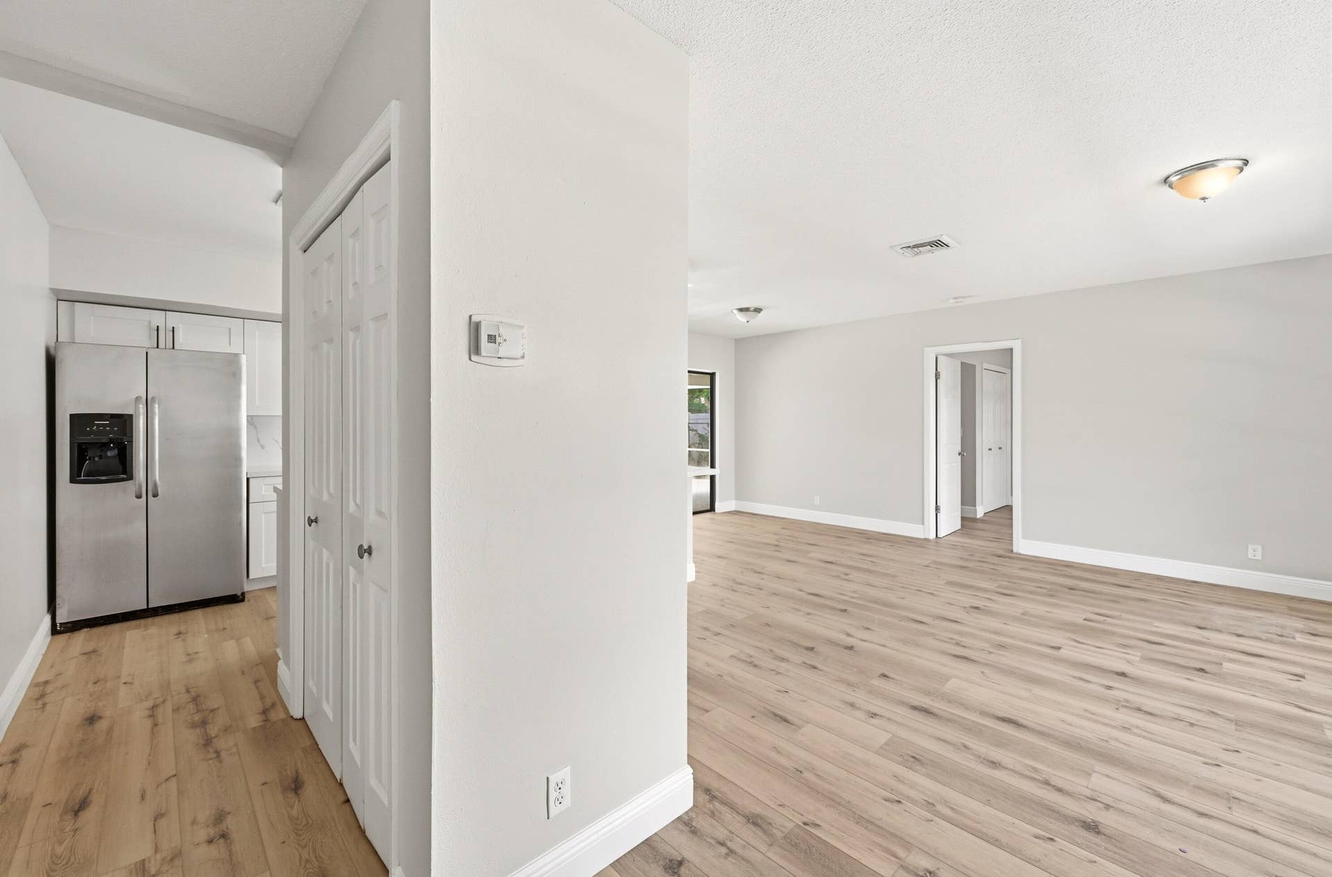 8-10 NE 9th Avenue, Deerfield Beach, FL 33441 06_stl_9969