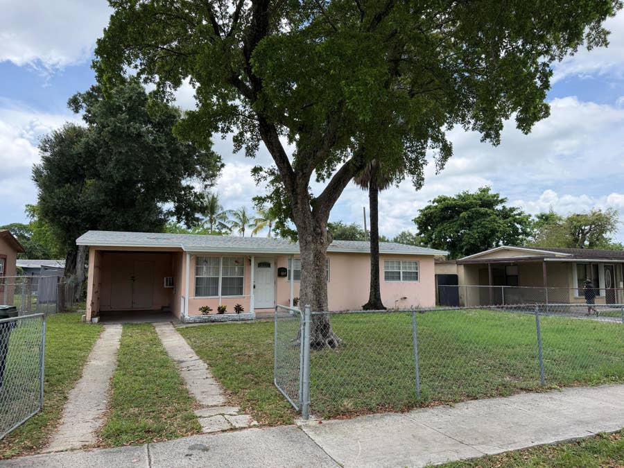 Property photo for 804 SW 24th Avenue, Fort Lauderdale, FL
