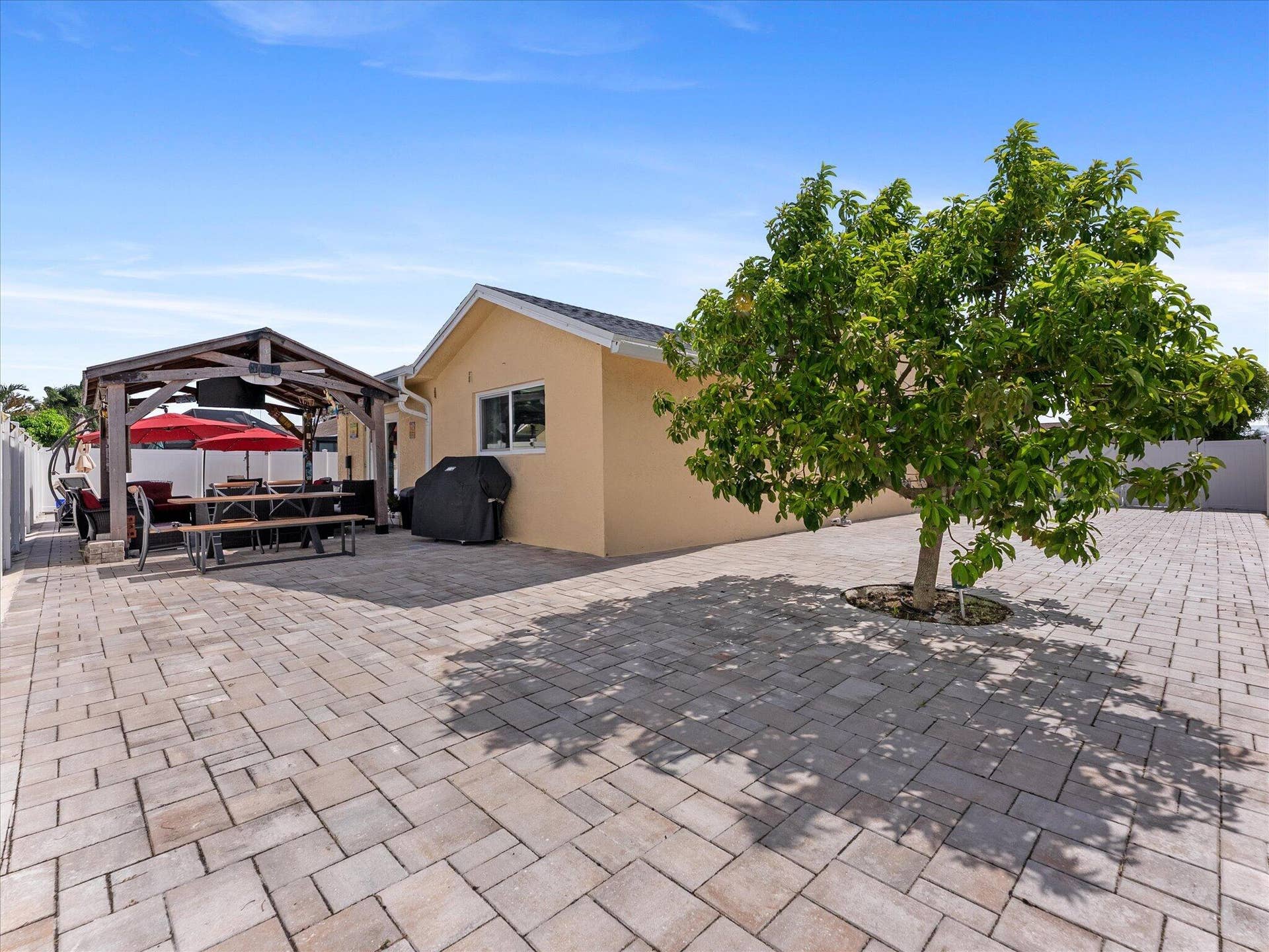 23040 SW 54th Avenue, Boca Raton, FL 33433 33-33