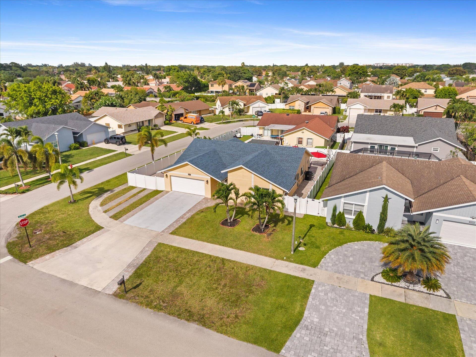 23040 SW 54th Avenue, Boca Raton, FL 33433 38-38