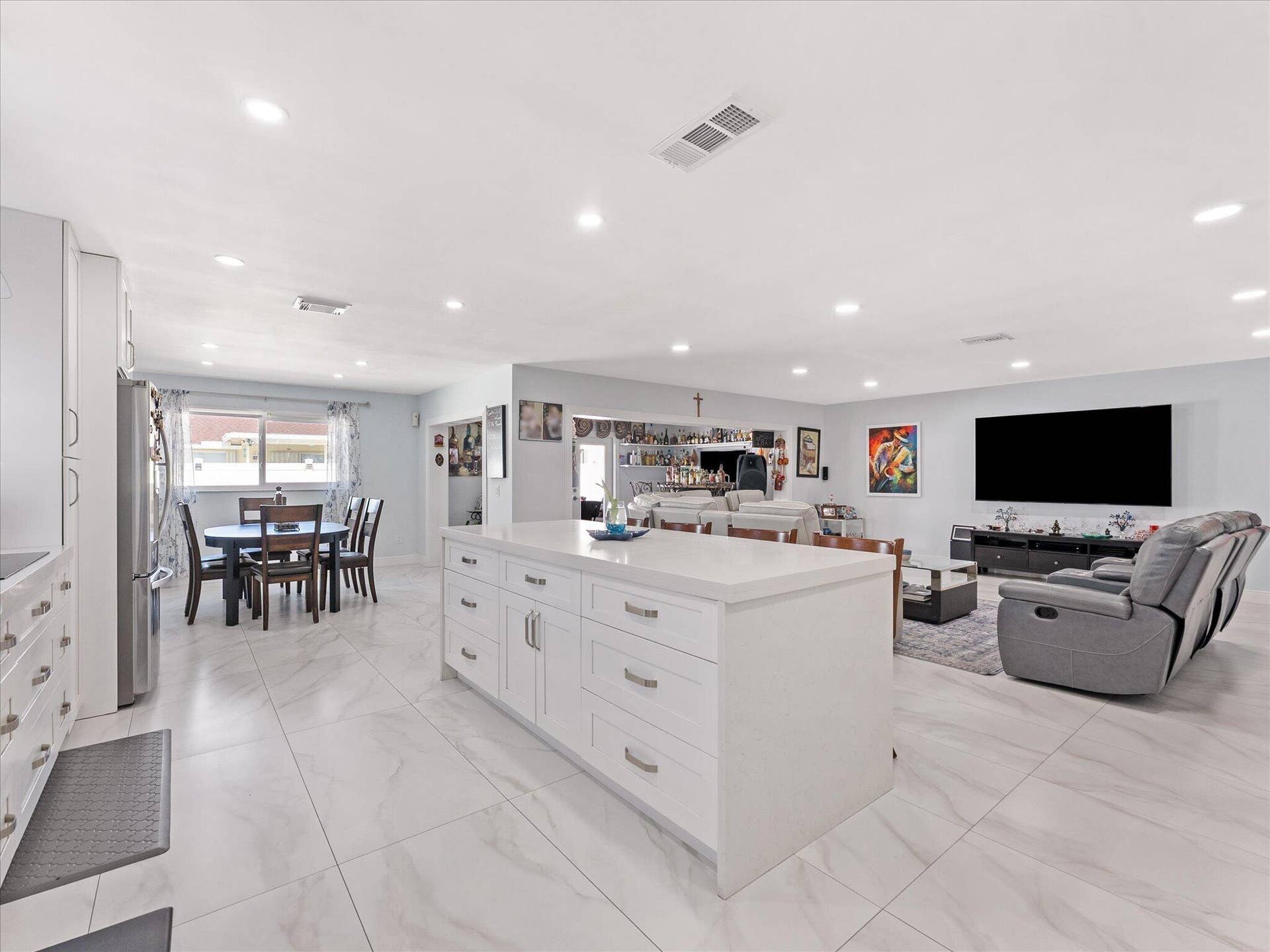 23040 SW 54th Avenue, Boca Raton, FL 33433 11-11