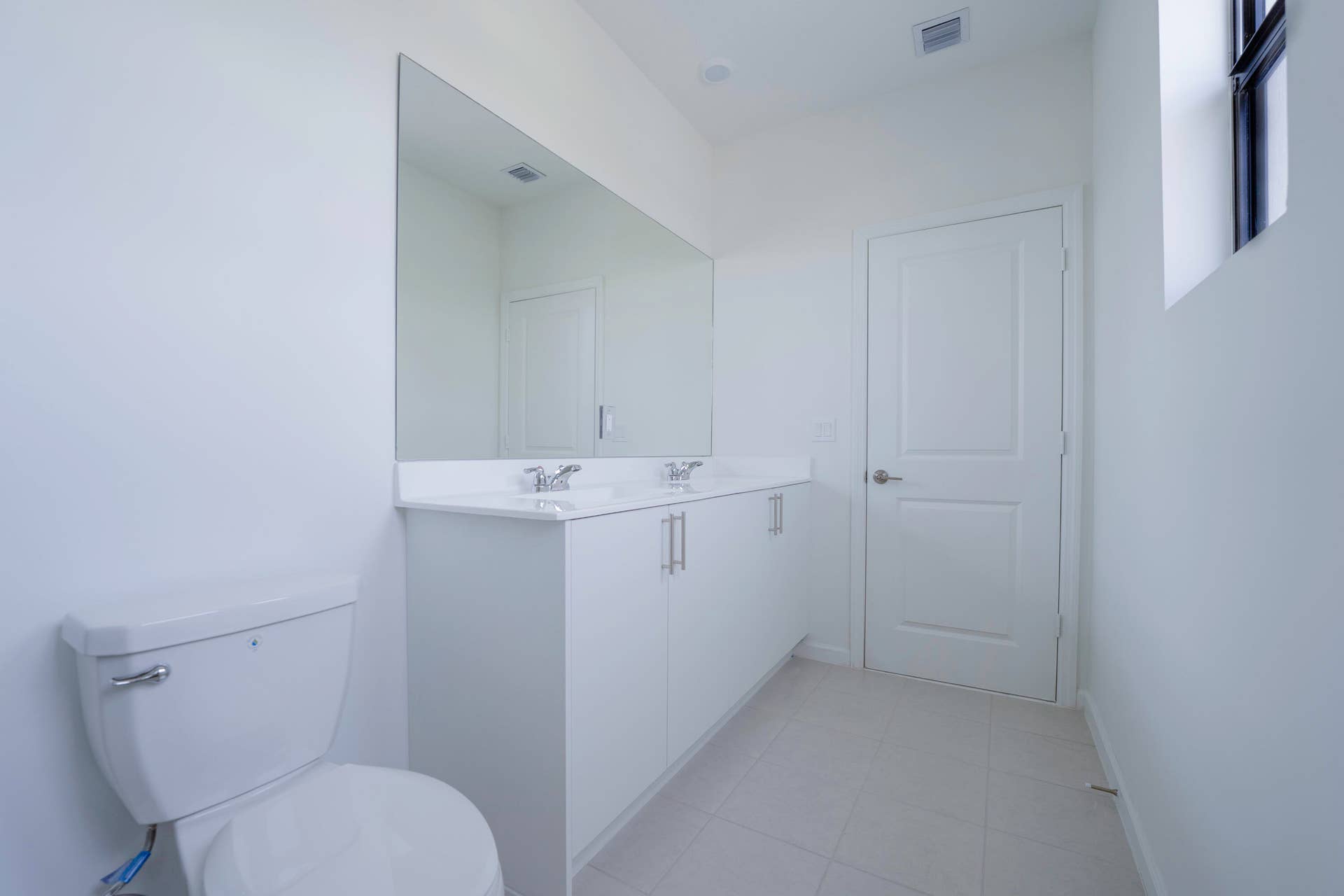 5838 Park Place, #3058, Dania Beach, FL 33312 Bathroom