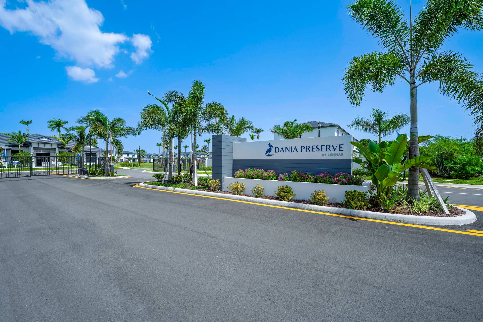 5838 Park Place, #3058, Dania Beach, FL 33312 Community Entrance