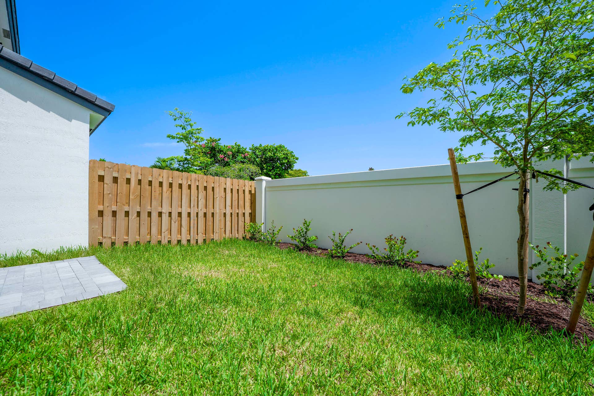 5838 Park Place, #3058, Dania Beach, FL 33312 backyard