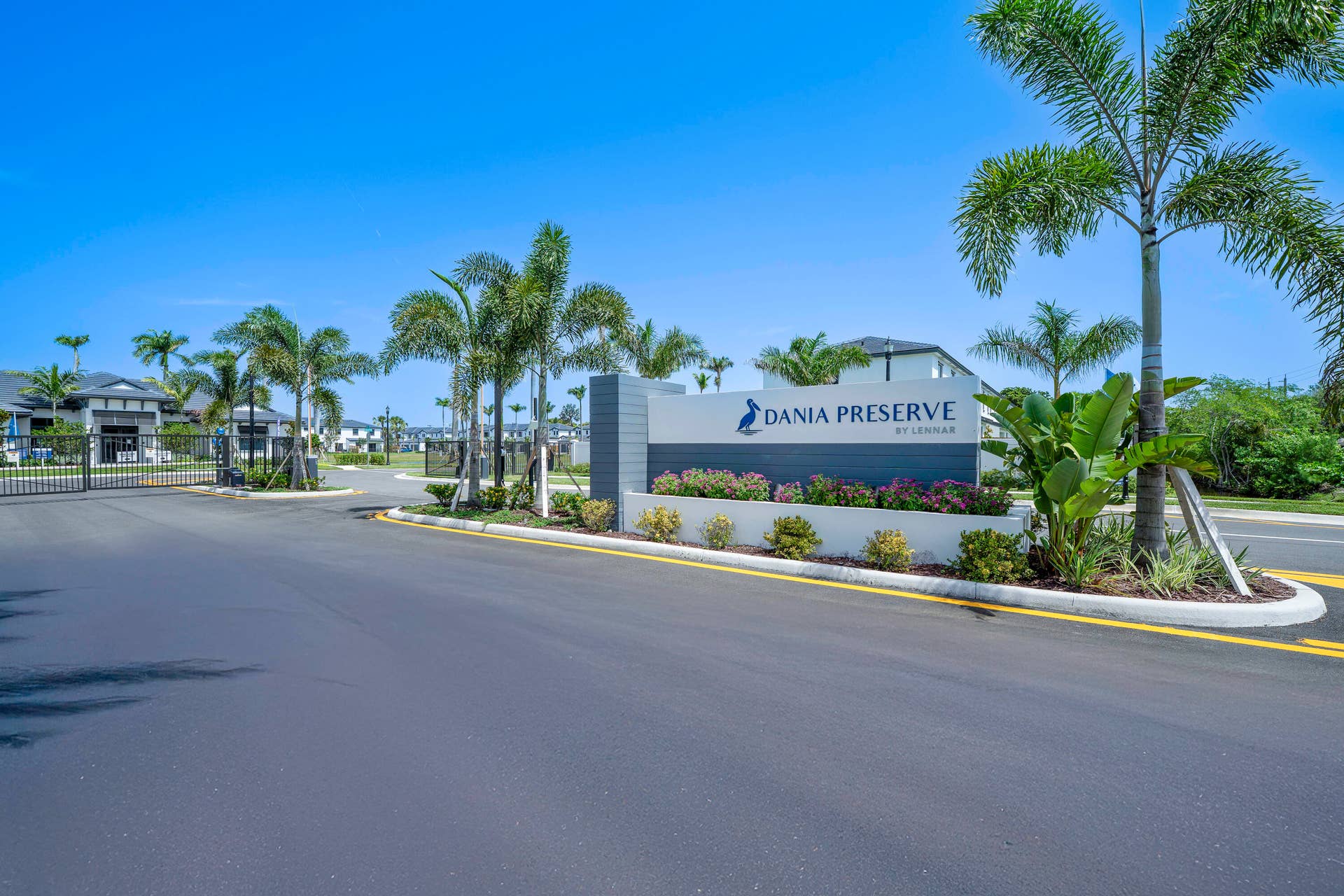 5838 Park Place, #3058, Dania Beach, FL 33312 Community Entrance