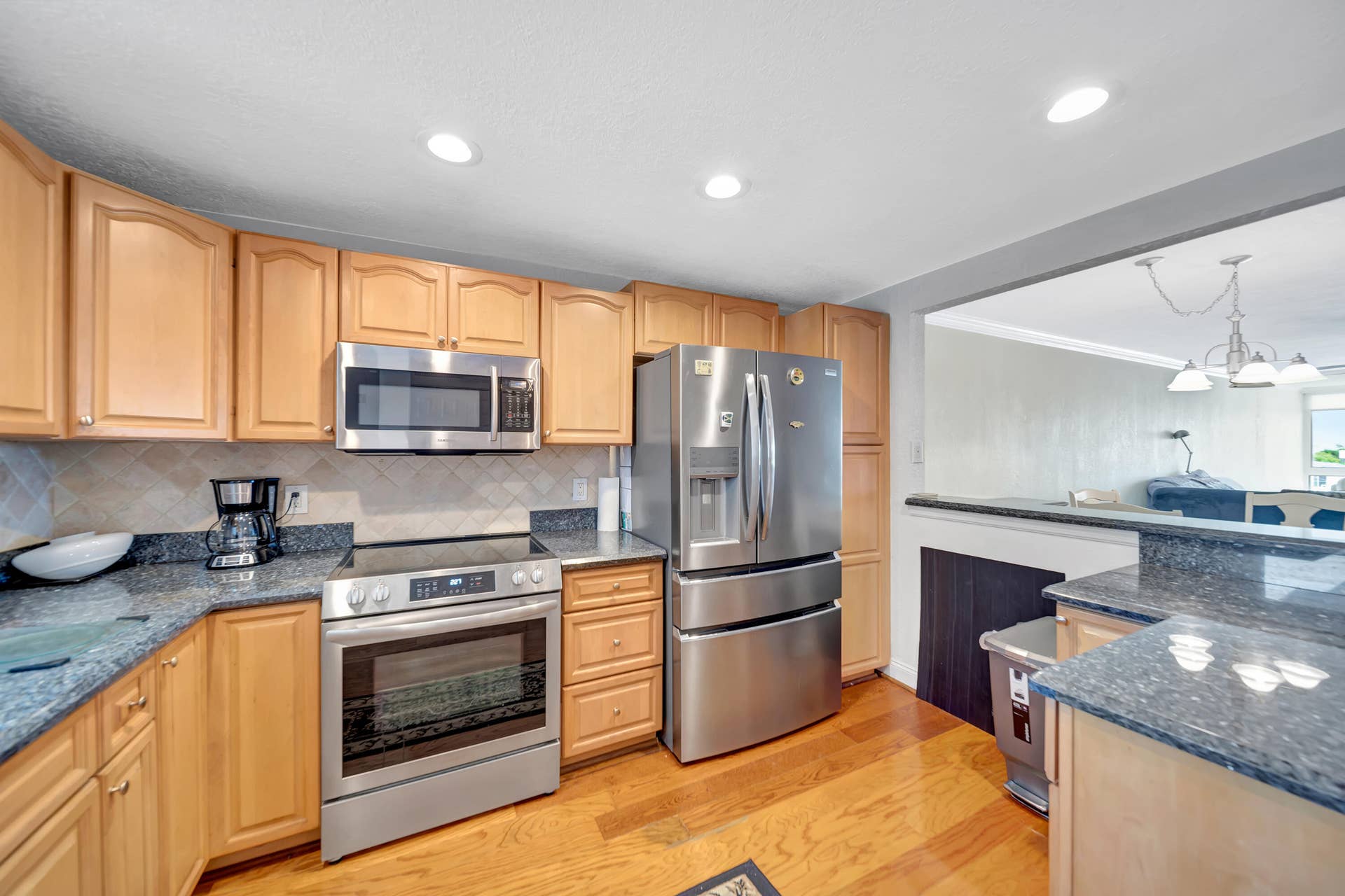 3100 NE 49 Street, #403, Fort Lauderdale, FL 33308 403 Kitchen 2