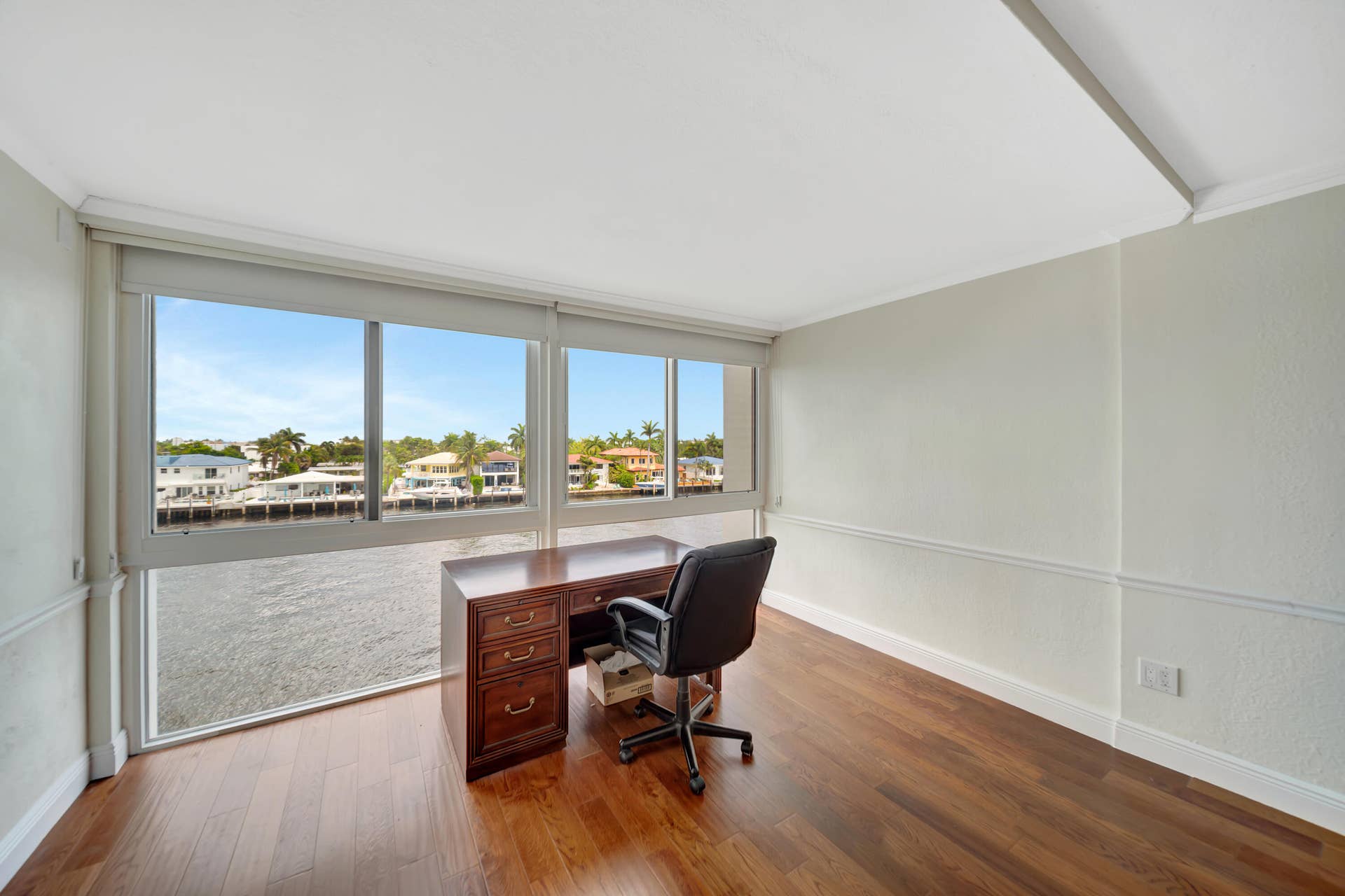 3100 NE 49 Street, #403, Fort Lauderdale, FL 33308 403 Master Bedroom View