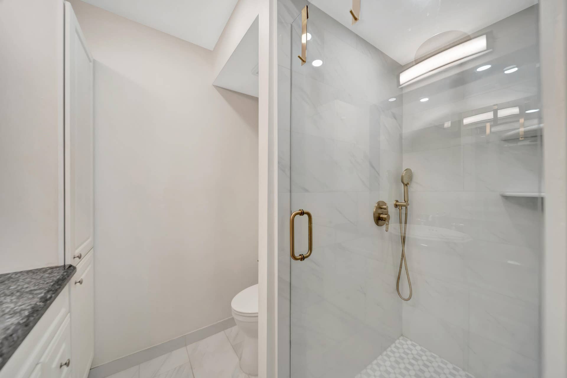 3100 NE 49 Street, #403, Fort Lauderdale, FL 33308 403 Master Bathroom 2