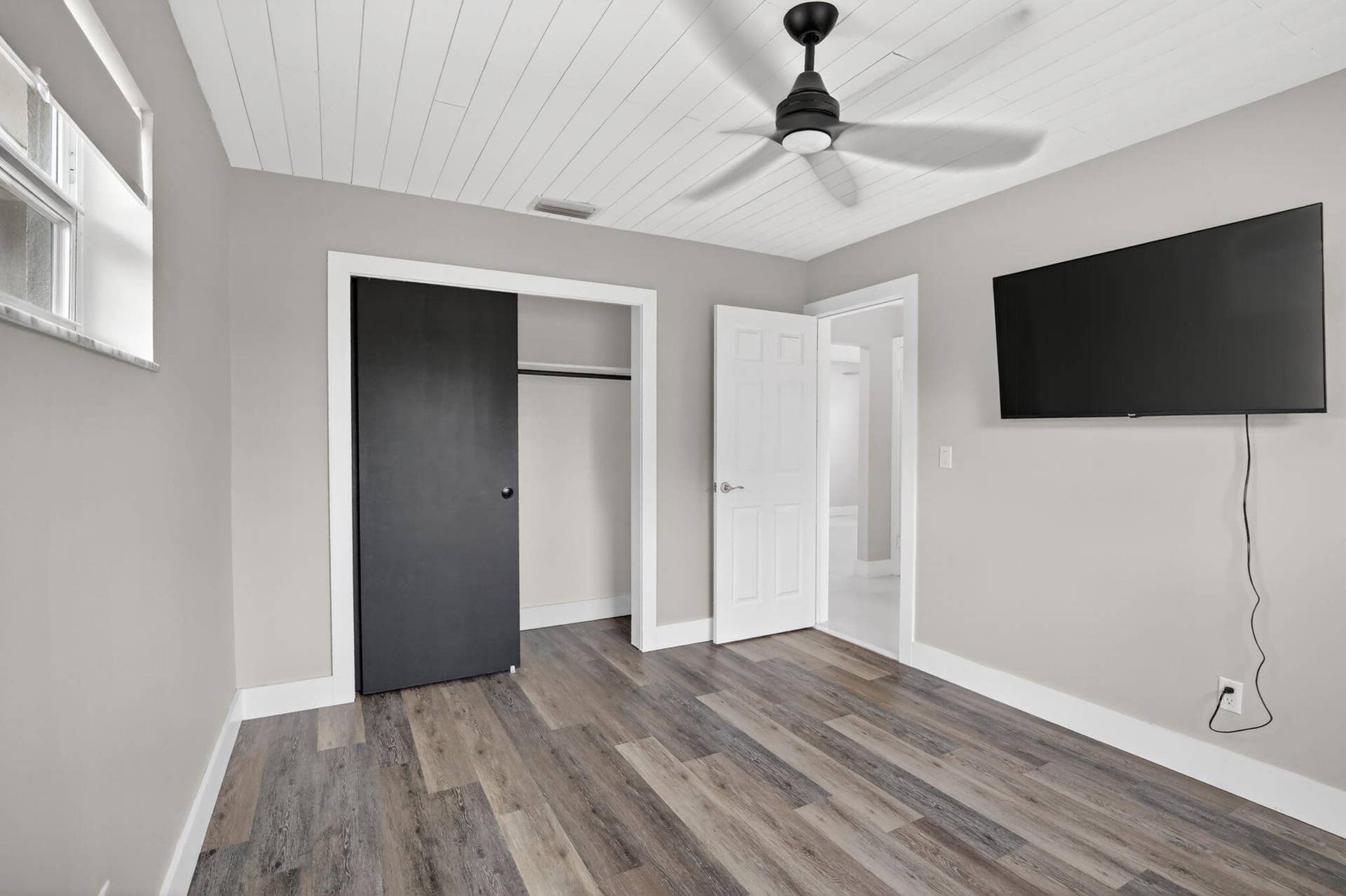 12411 SW 2nd Street, Plantation, FL 33325 34-web-or-mls-_A7A8563