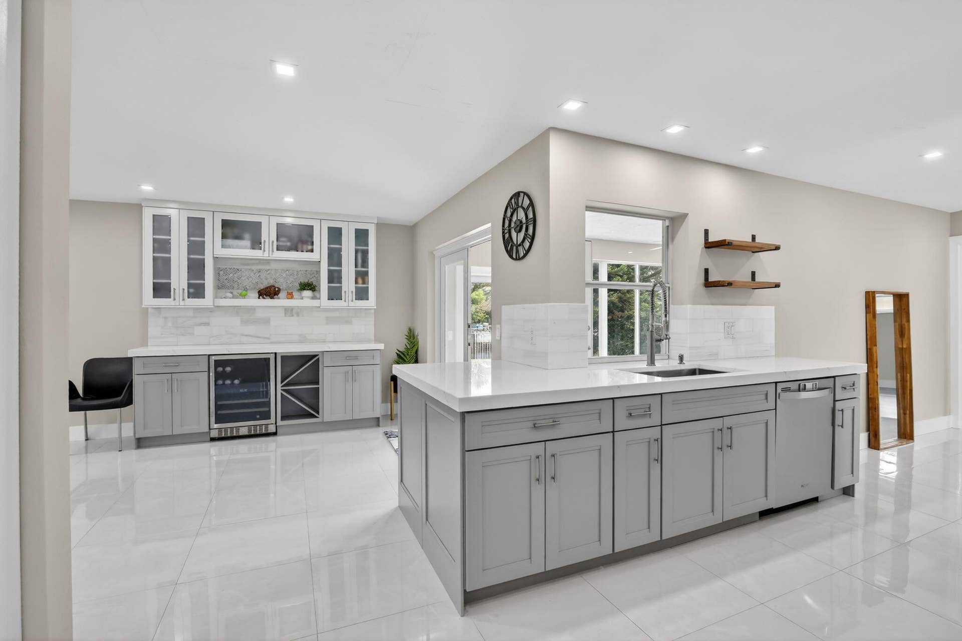 12411 SW 2nd Street, Plantation, FL 33325 13-web-or-mls-_A7A8463