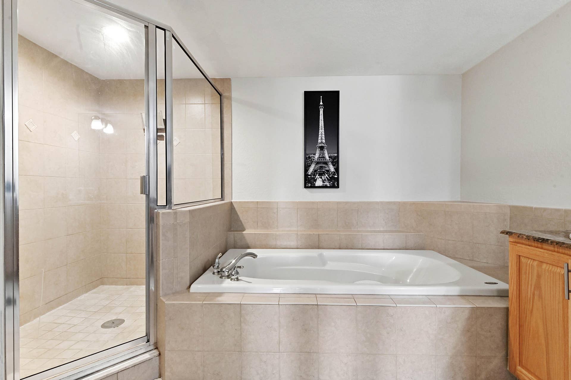 1501 E Broward Boulevard, #805, Fort Lauderdale, FL 33301 22 Bathroom 02
