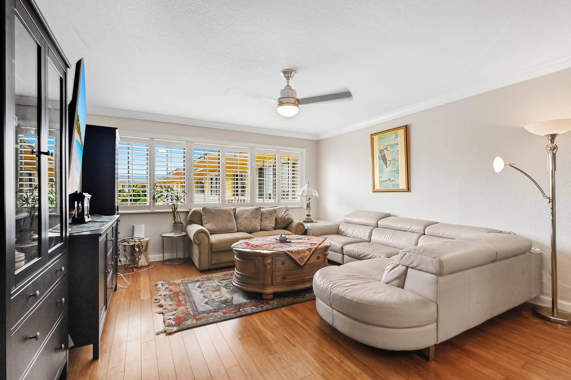 1501 E Broward Boulevard, #805, Fort Lauderdale, FL 33301 14 Living room 01