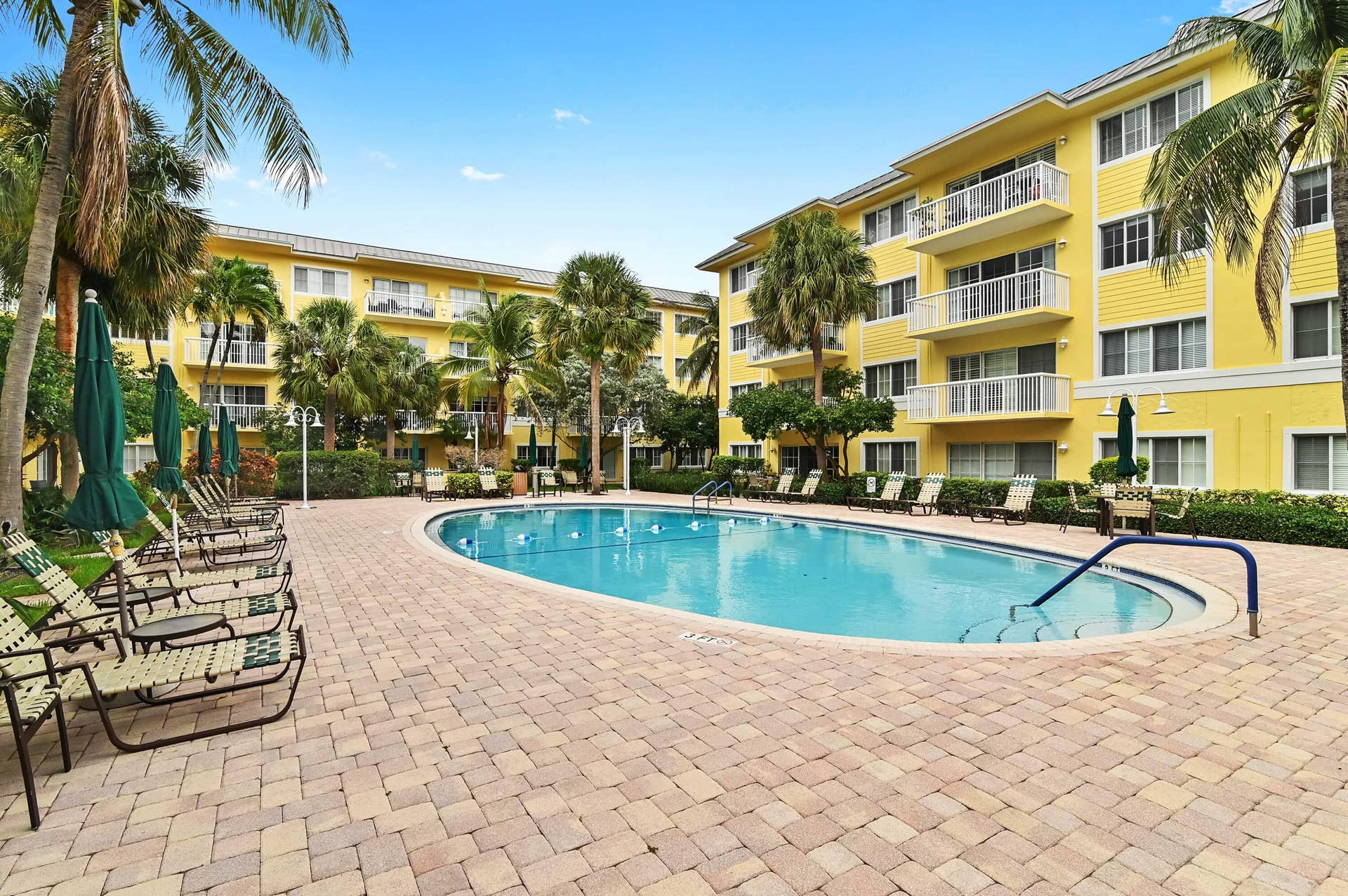 1501 E Broward Boulevard, #805, Fort Lauderdale, FL 33301 35 pool 02