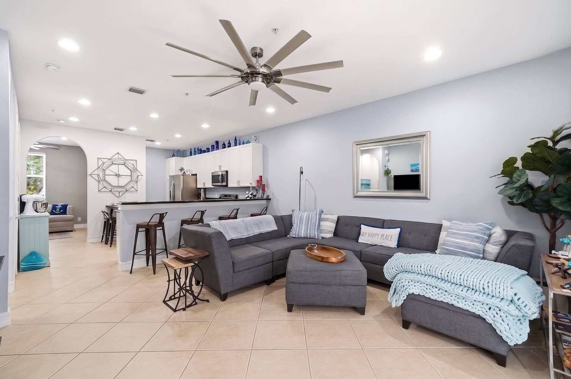 Living room & Kitchen View
