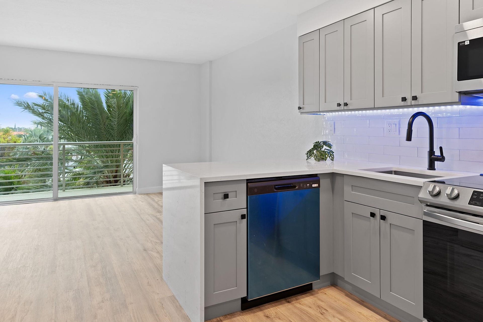 2900 NE 30th Street, # 5d, Fort Lauderdale, FL 33306 Photo 11