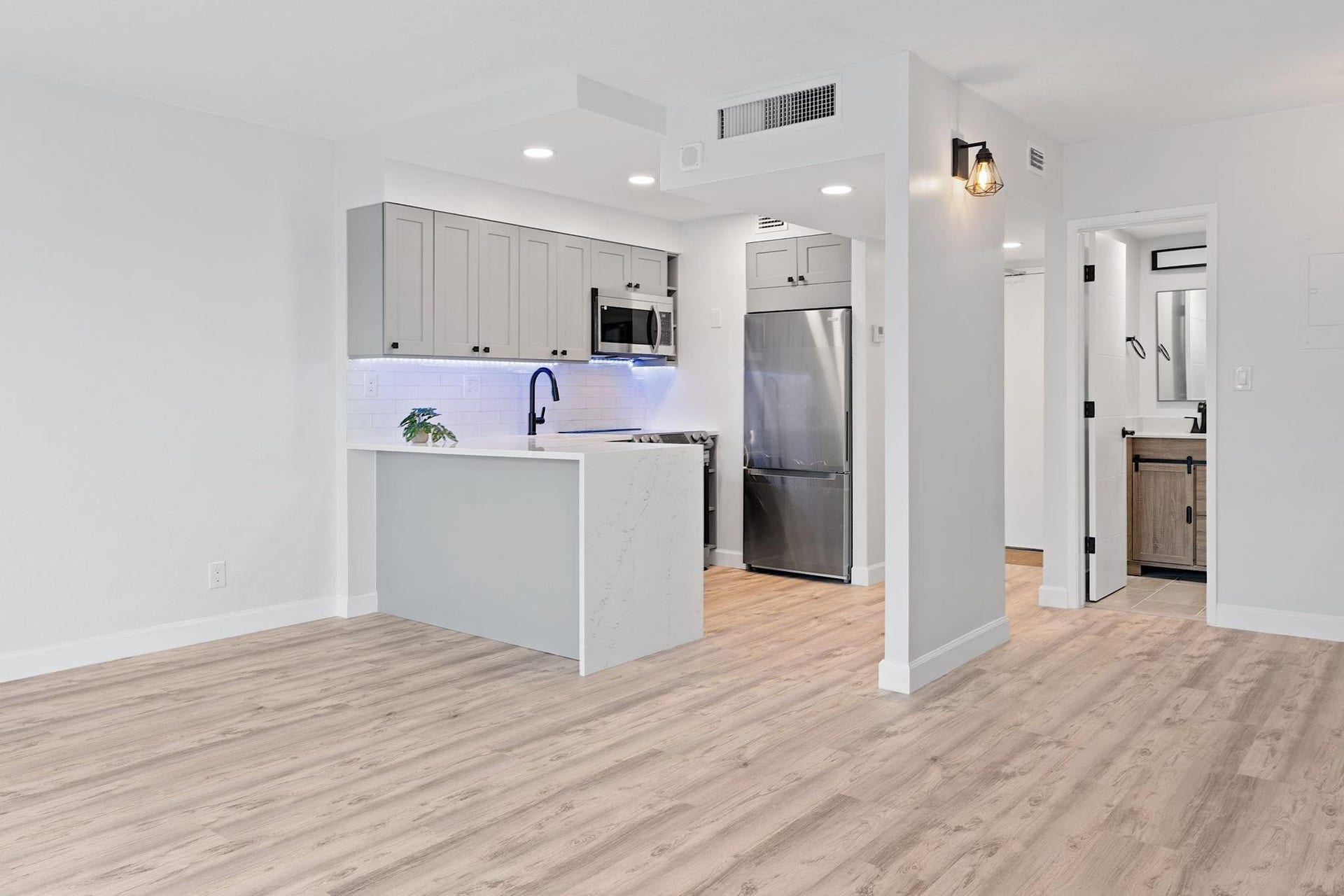 2900 NE 30th Street, # 5d, Fort Lauderdale, FL 33306 Photo 3