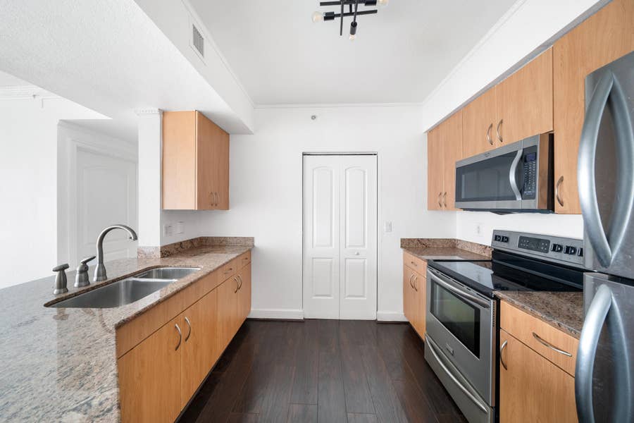 Property photo for 1830 Radius Drive, #405, Hollywood, FL
