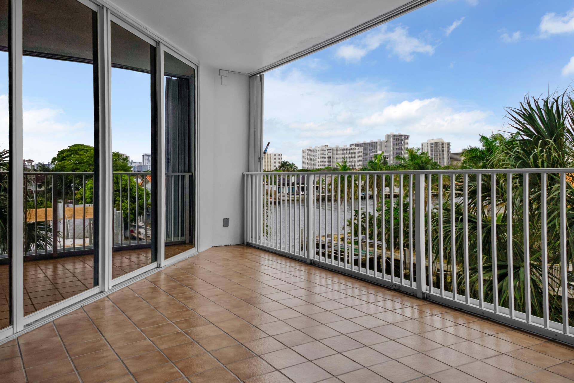 3100 NE 47th Court, #305, Fort Lauderdale, FL 33308 3100 NE 47th Court, 305