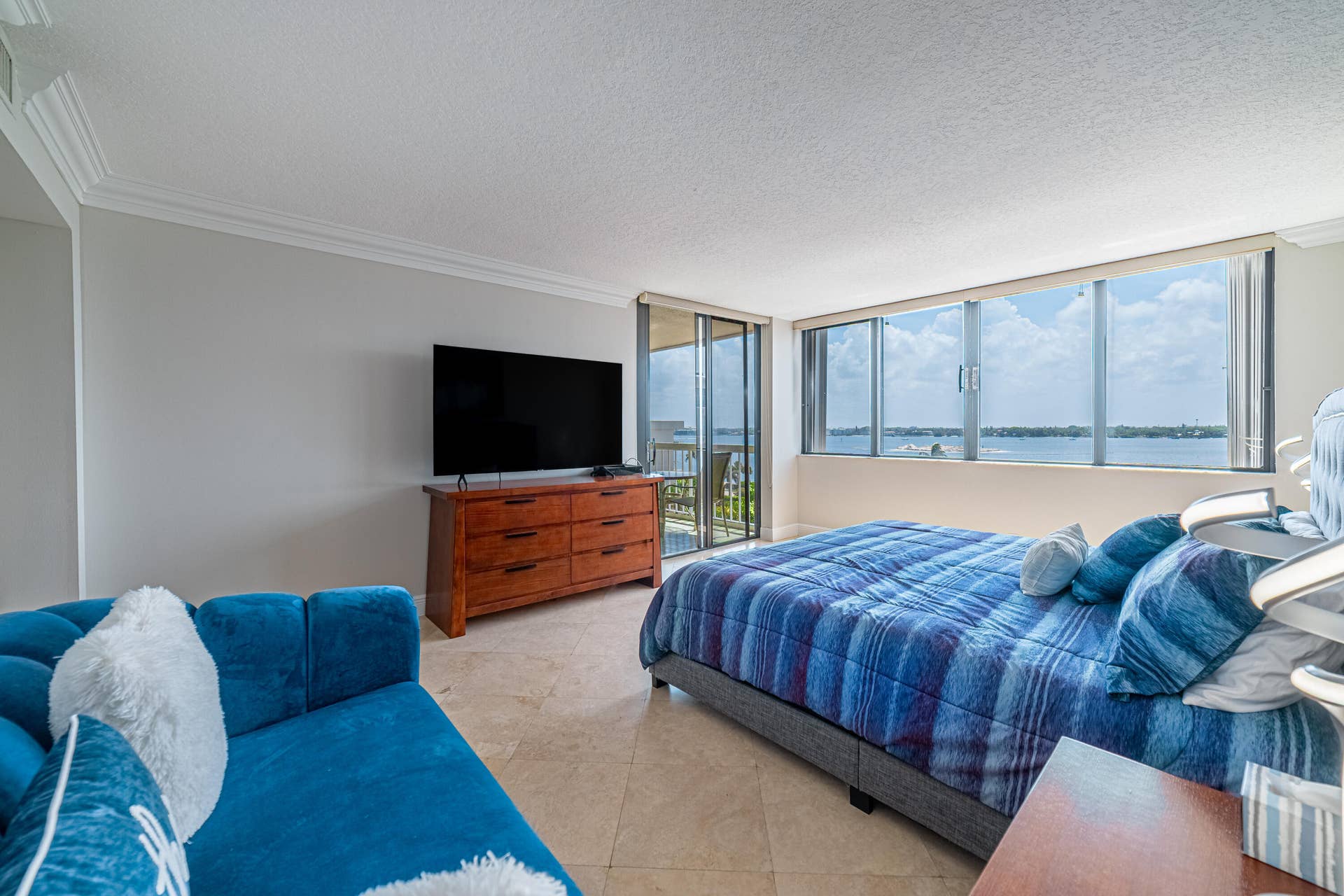 3250 S Ocean Boulevard, #507n, Palm Beach, FL 33480 Bedroom1-D