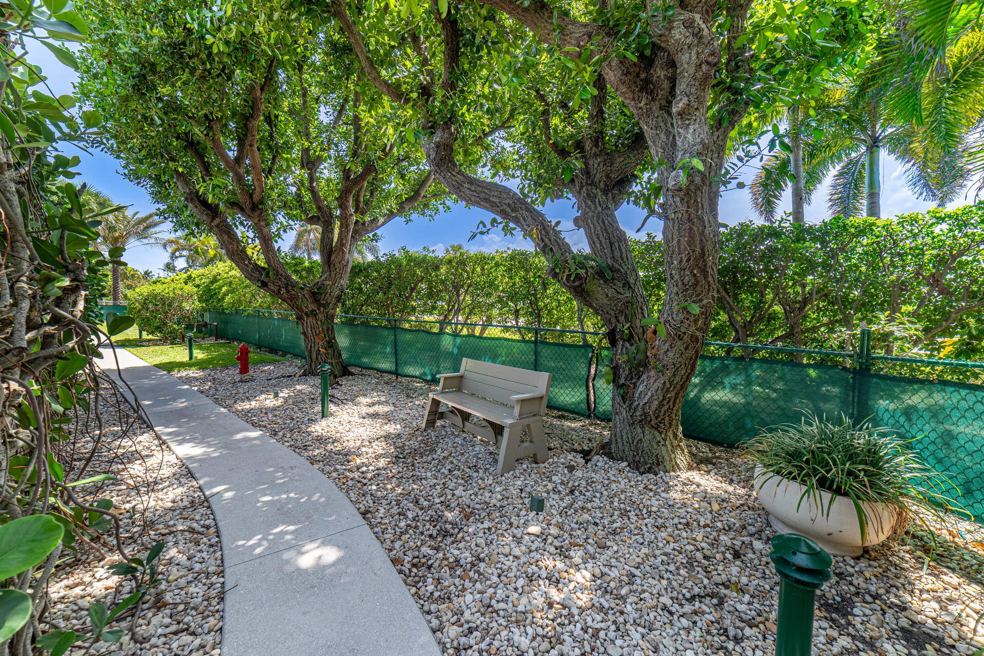 3250 S Ocean Boulevard, #507n, Palm Beach, FL 33480 Dog Walk-C
