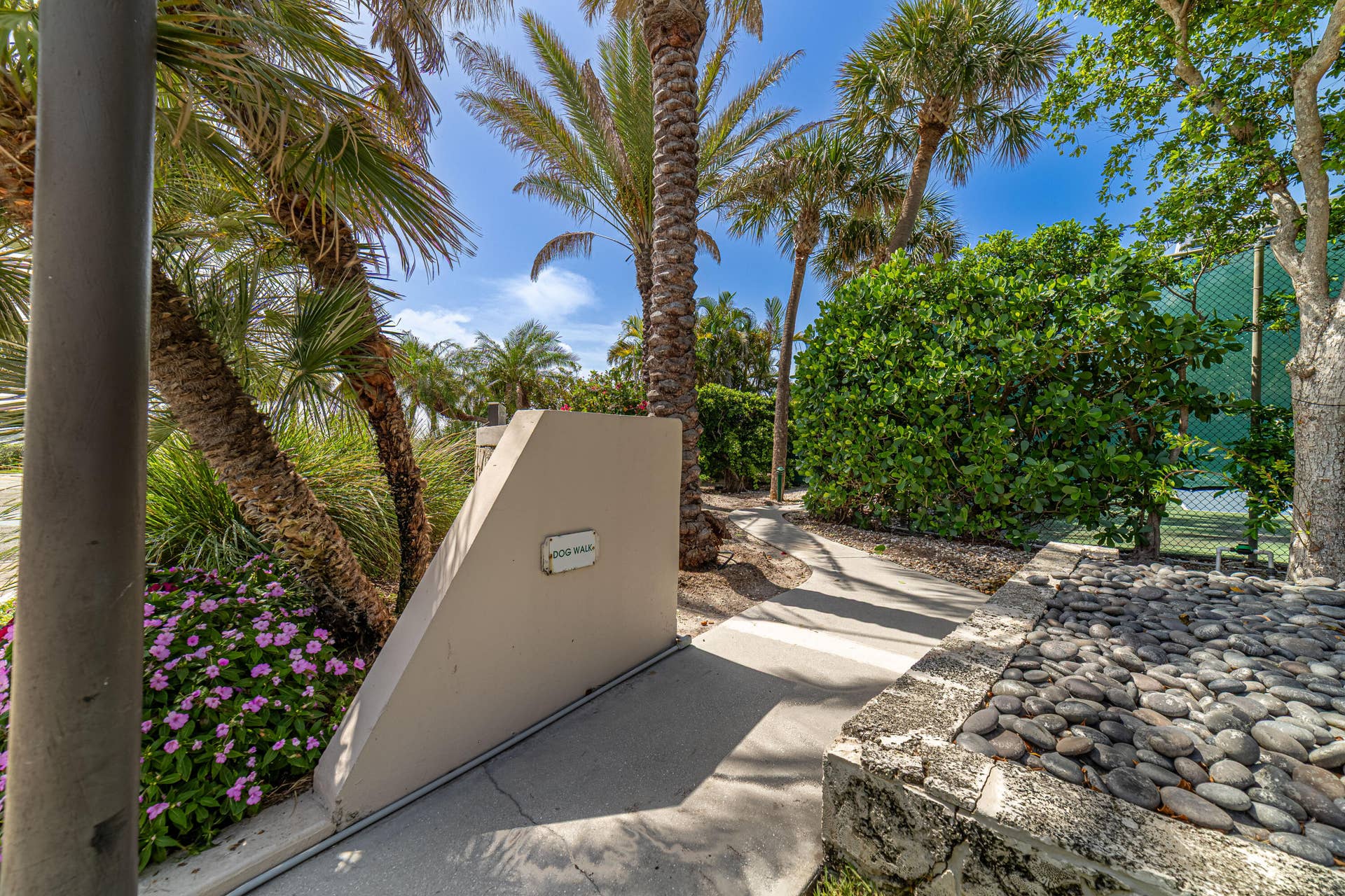 3250 S Ocean Boulevard, #507n, Palm Beach, FL 33480 Dog Walk