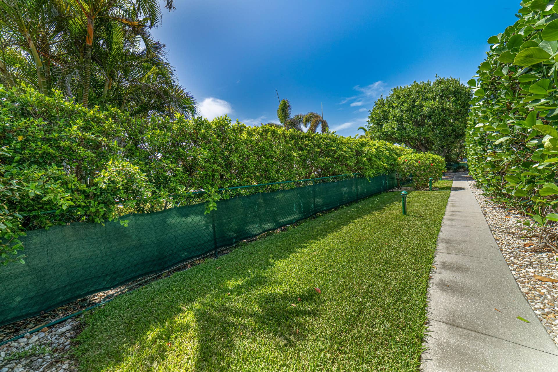 3250 S Ocean Boulevard, #507n, Palm Beach, FL 33480 Dog Walk-B