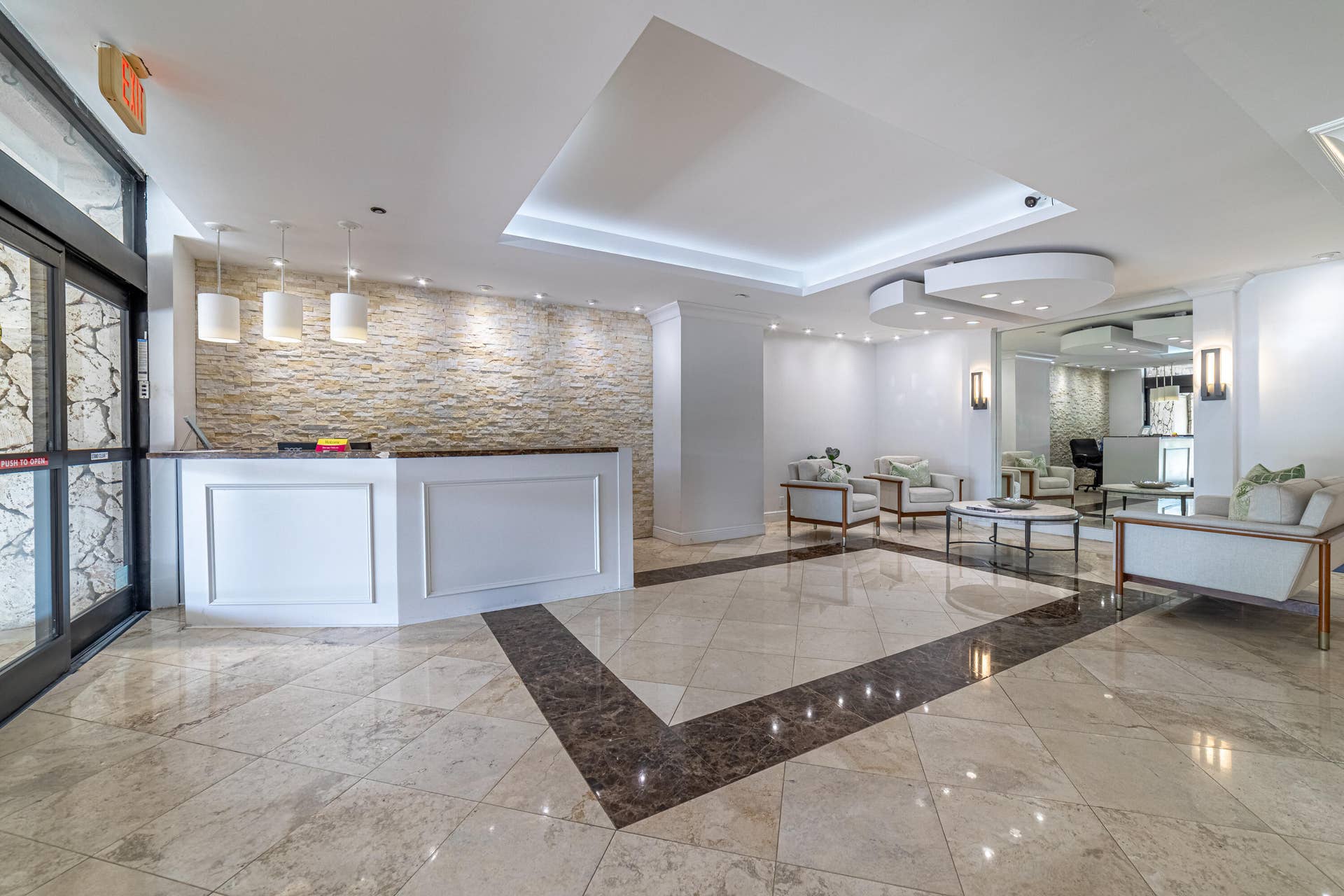 3250 S Ocean Boulevard, #507n, Palm Beach, FL 33480 Lobby
