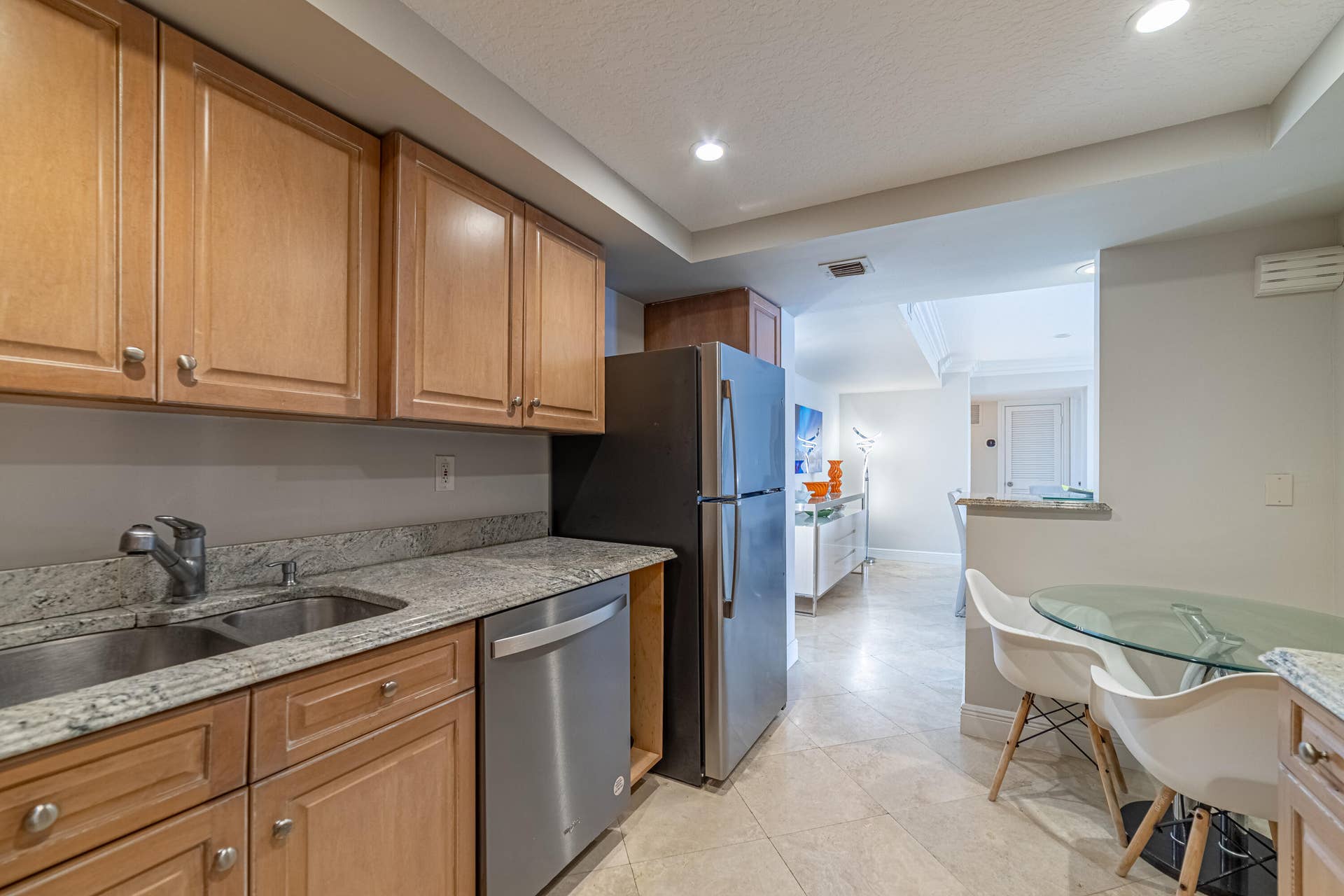 3250 S Ocean Boulevard, #507n, Palm Beach, FL 33480 Kitchen-B